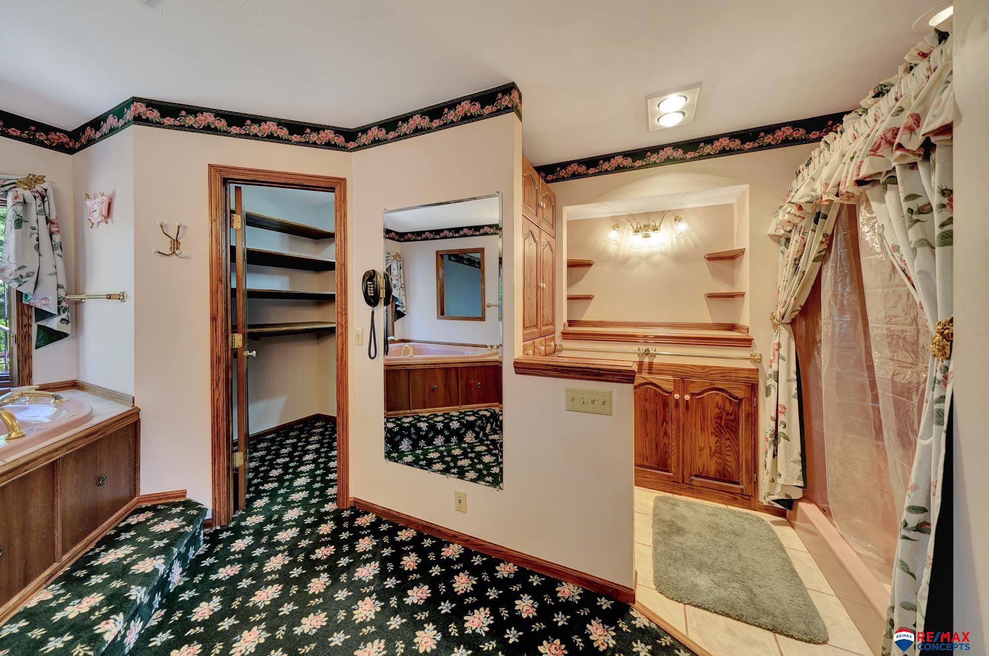 6340 Mesaverde Drive