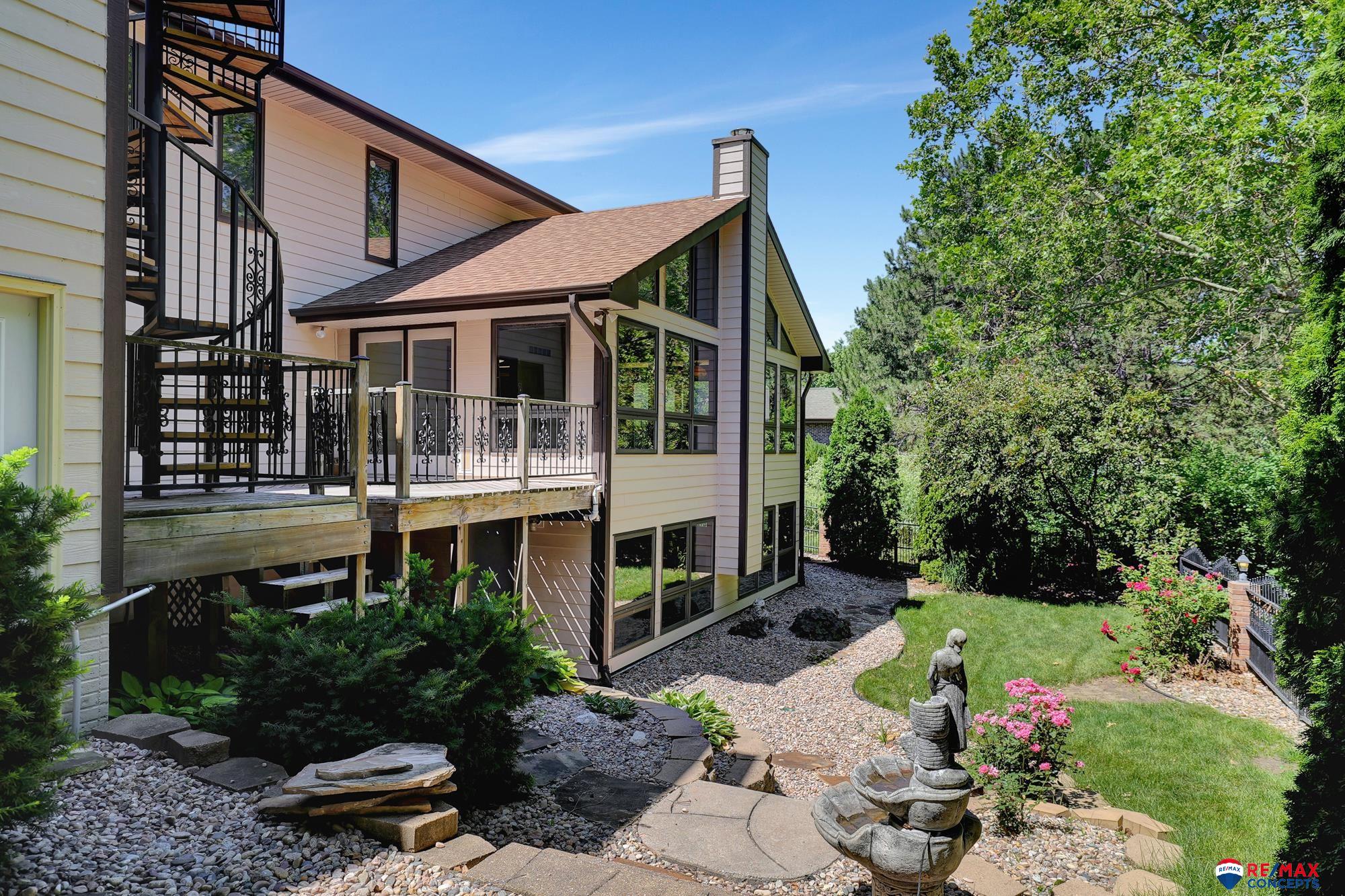 6340 Mesaverde Drive