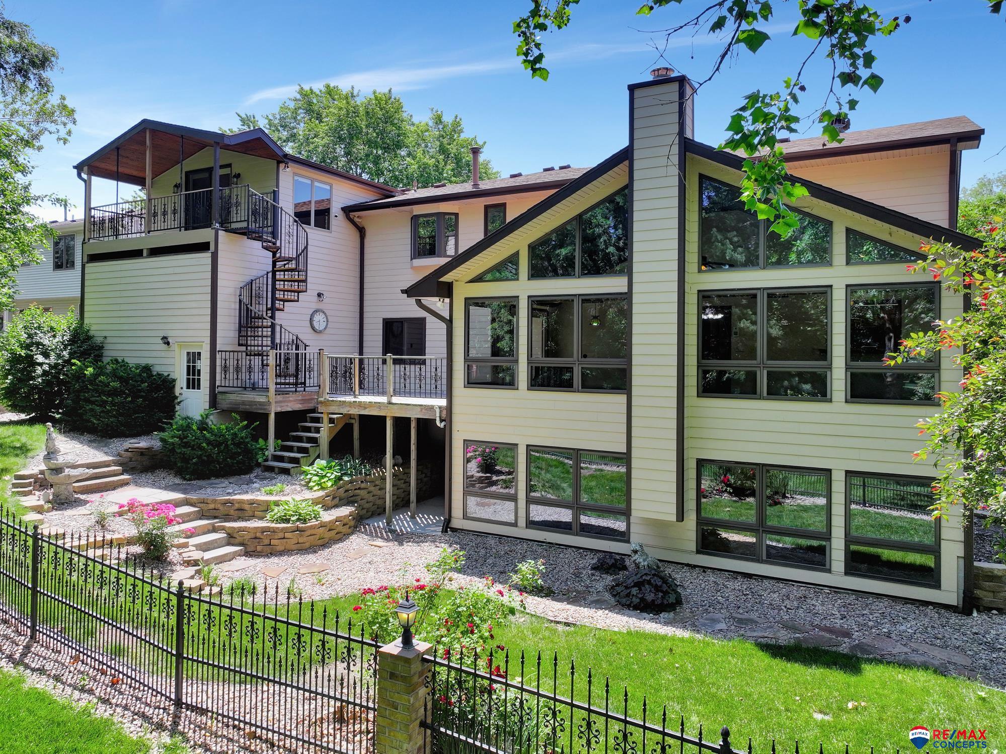 6340 Mesaverde Drive