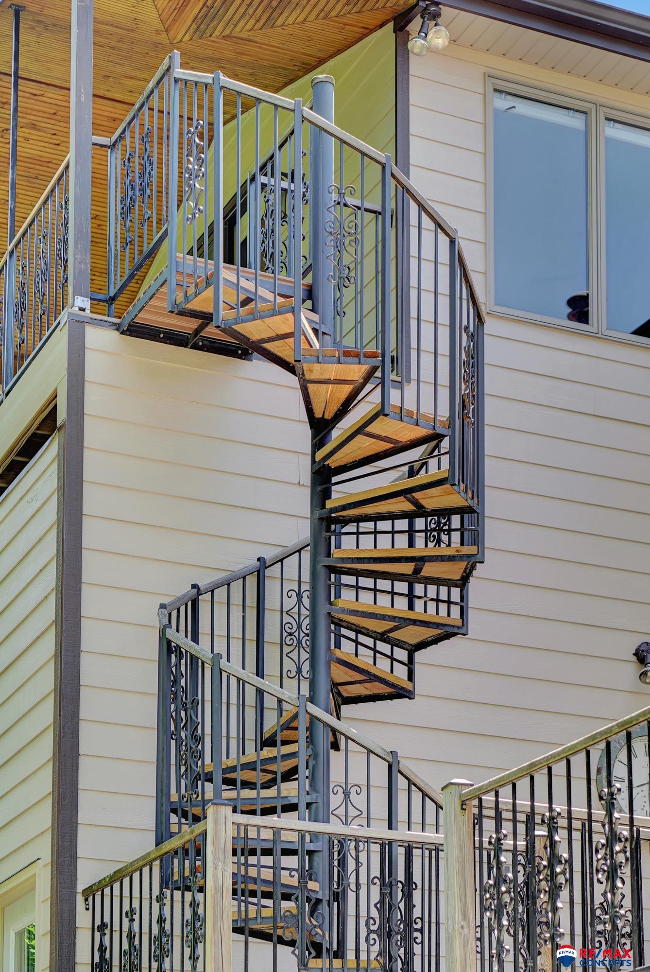 6340 Mesaverde Drive