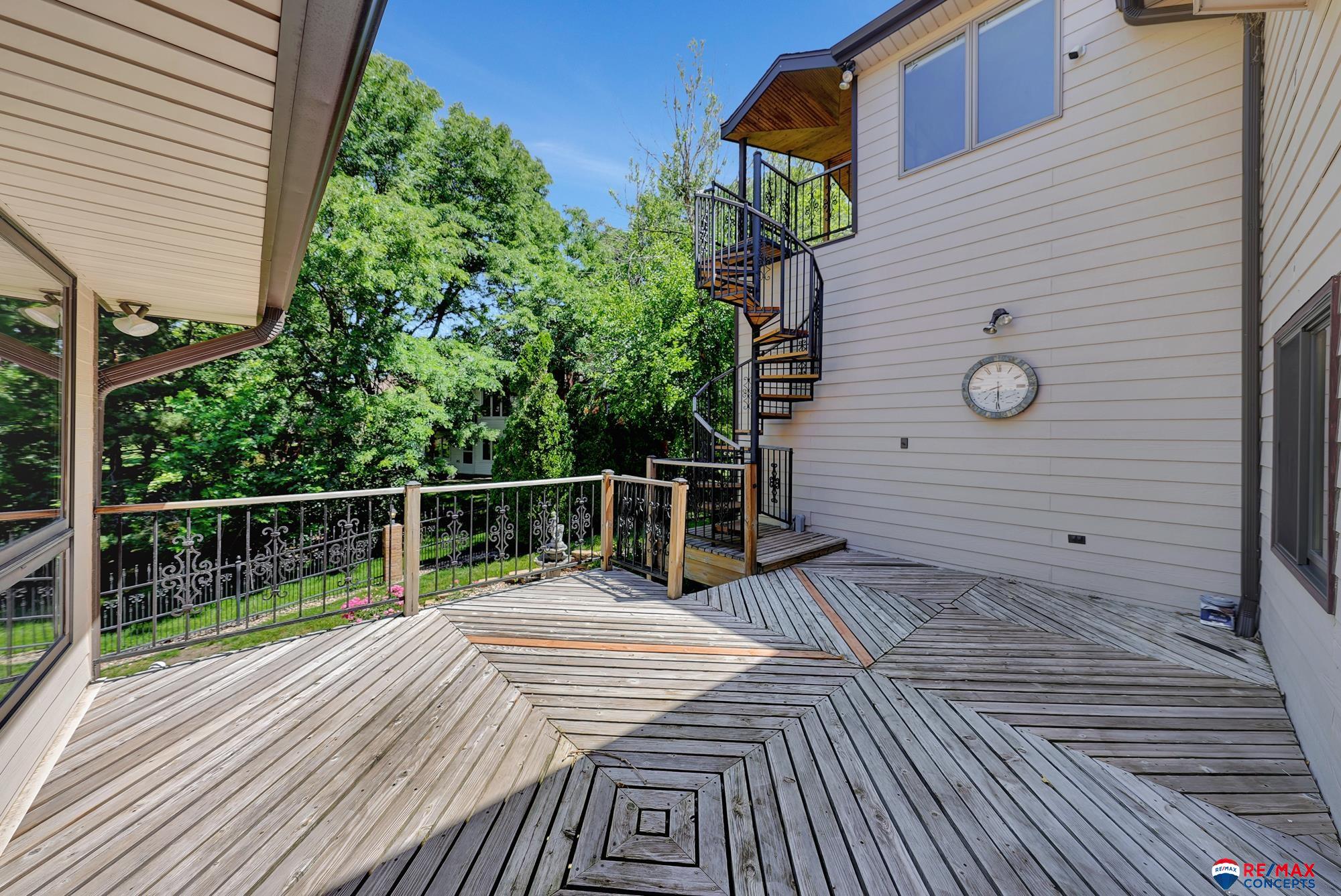 6340 Mesaverde Drive