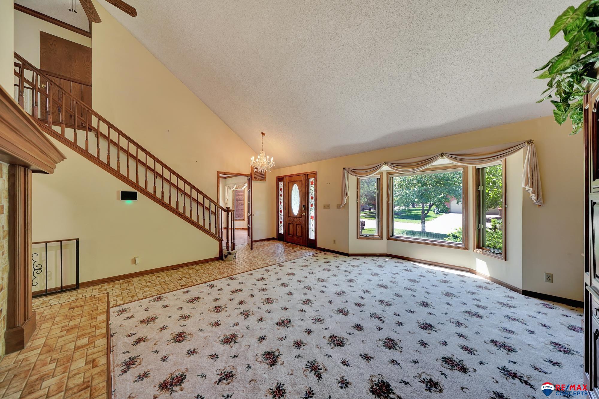 6340 Mesaverde Drive