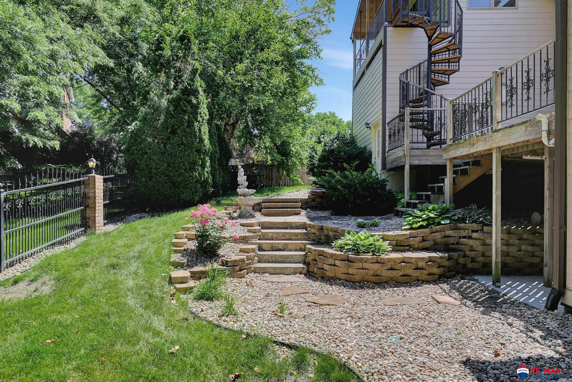 6340 Mesaverde Drive