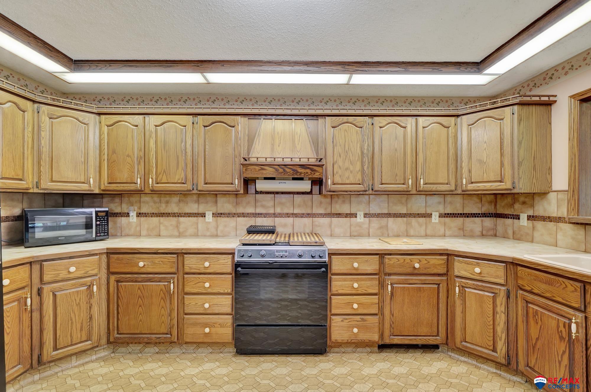 6340 Mesaverde Drive