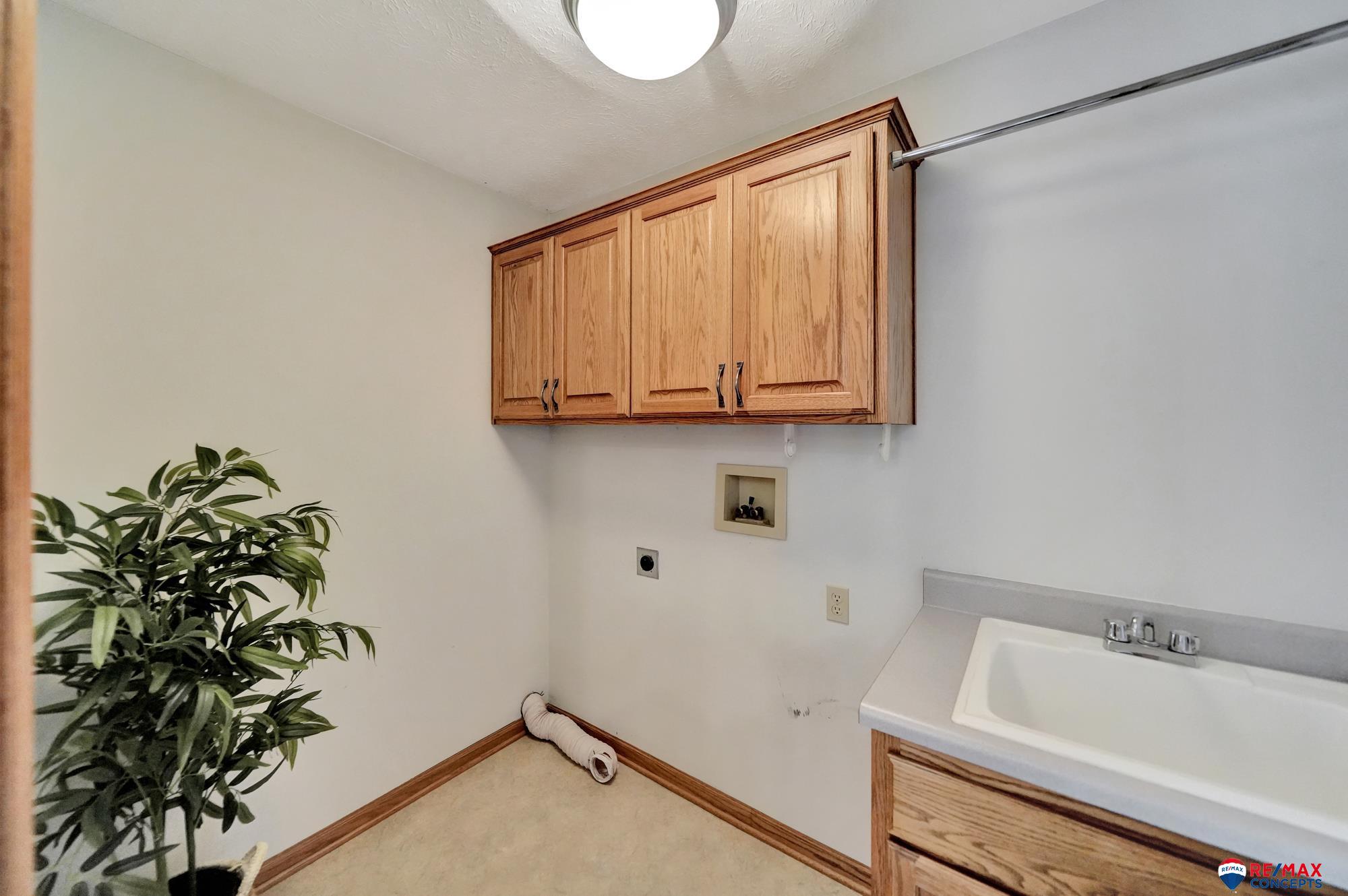 6731 Flint Ridge Road