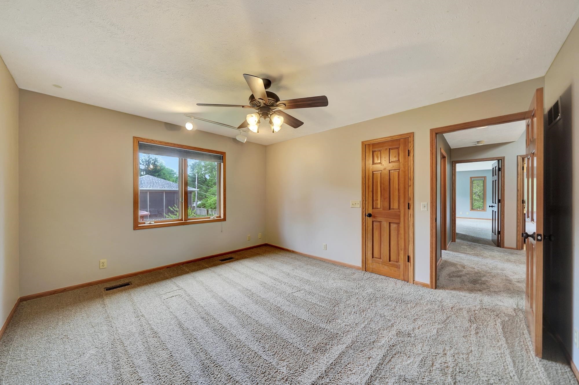 3939 Stockwell Court