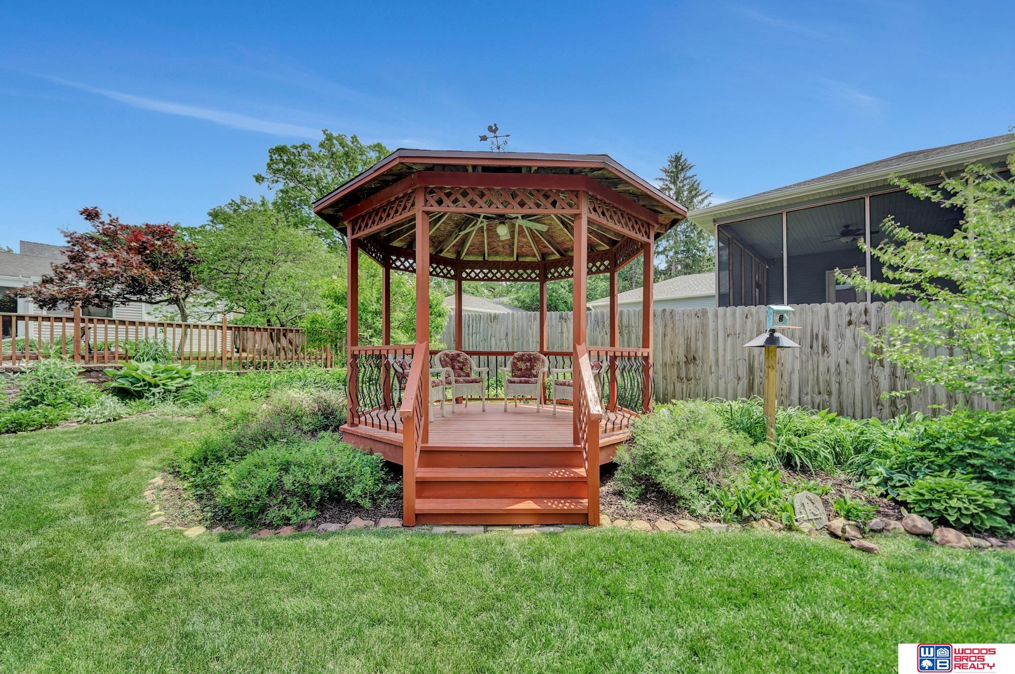 3939 Stockwell Court