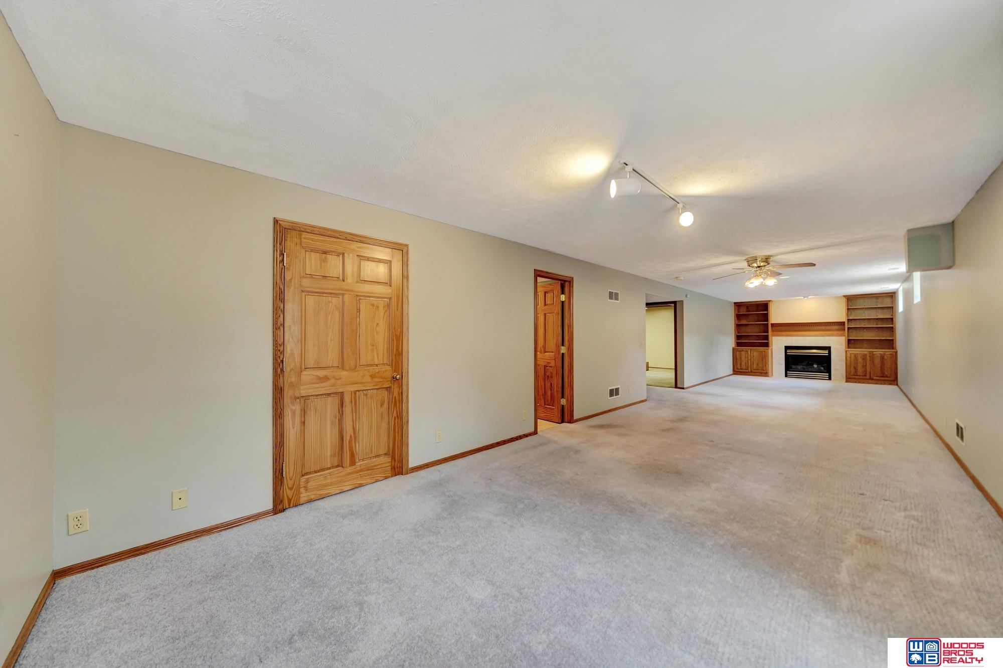 3939 Stockwell Court