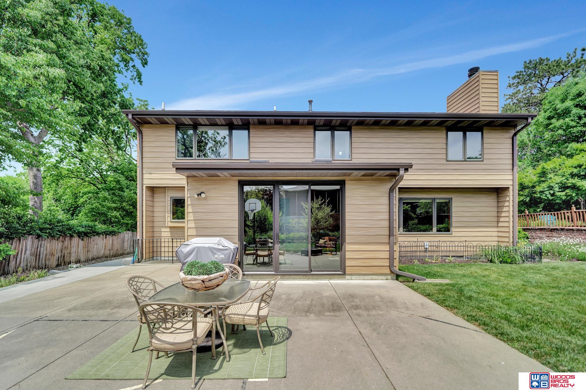 3939 Stockwell Court