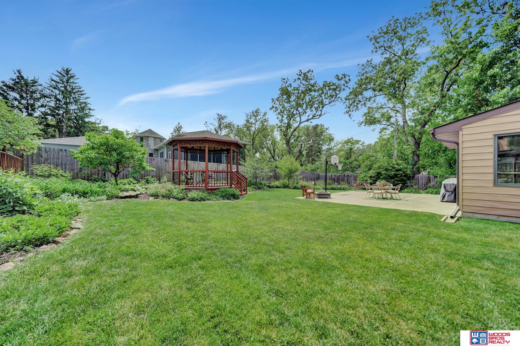 3939 Stockwell Court