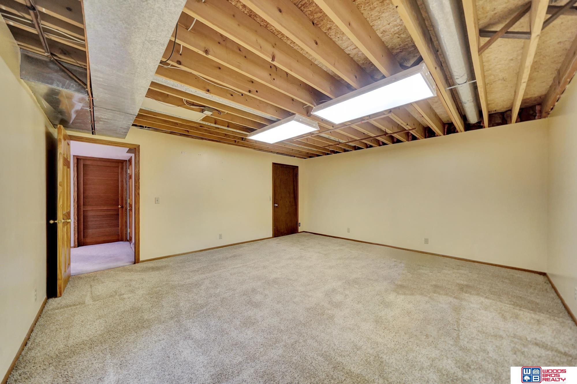 3939 Stockwell Court