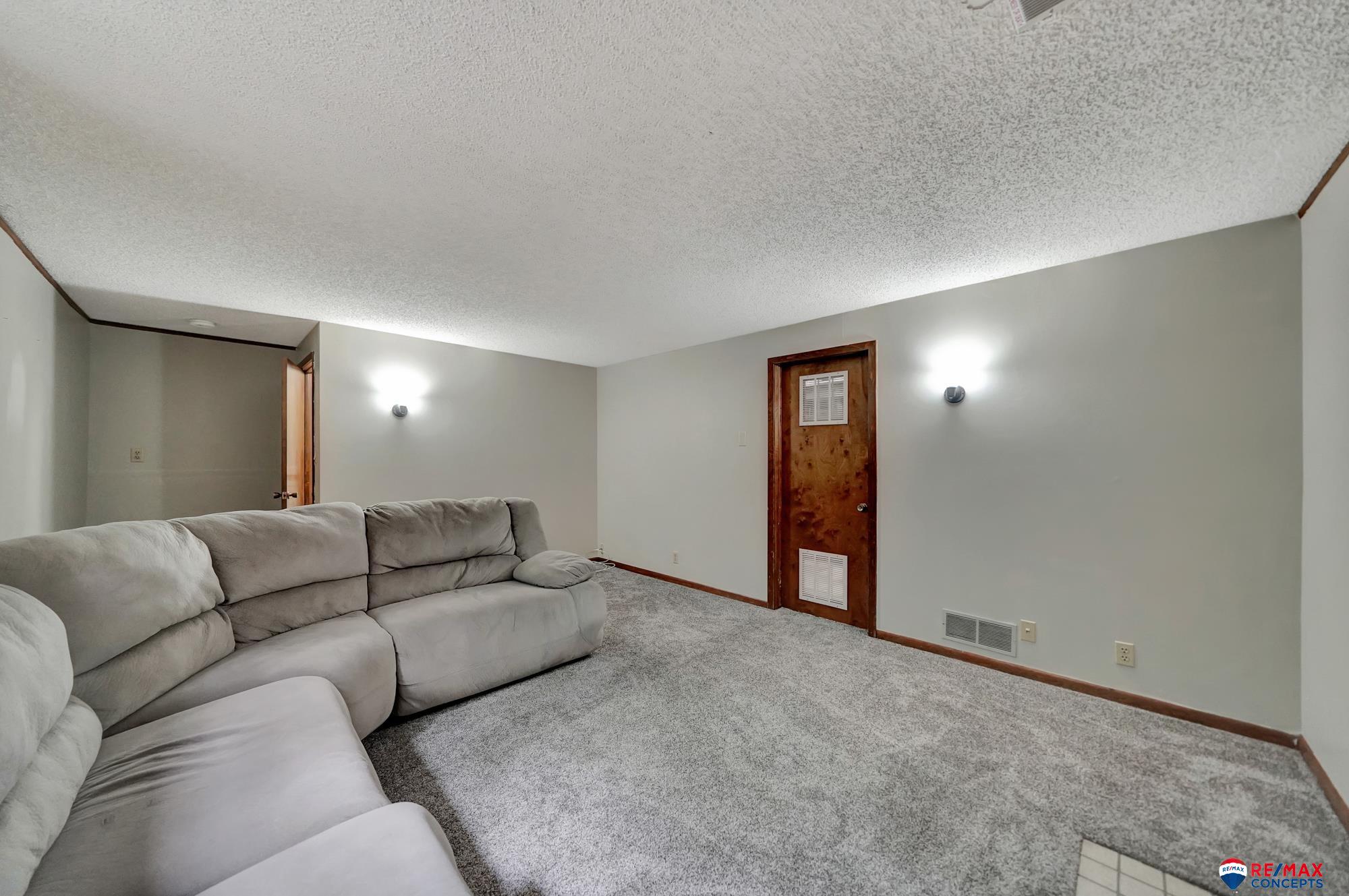 3132 Stephanos Drive
