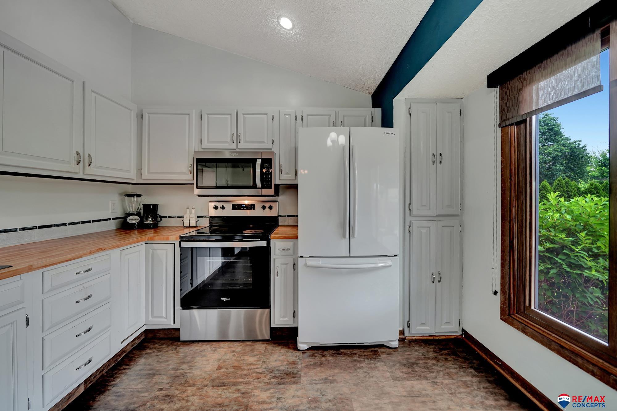 3132 Stephanos Drive