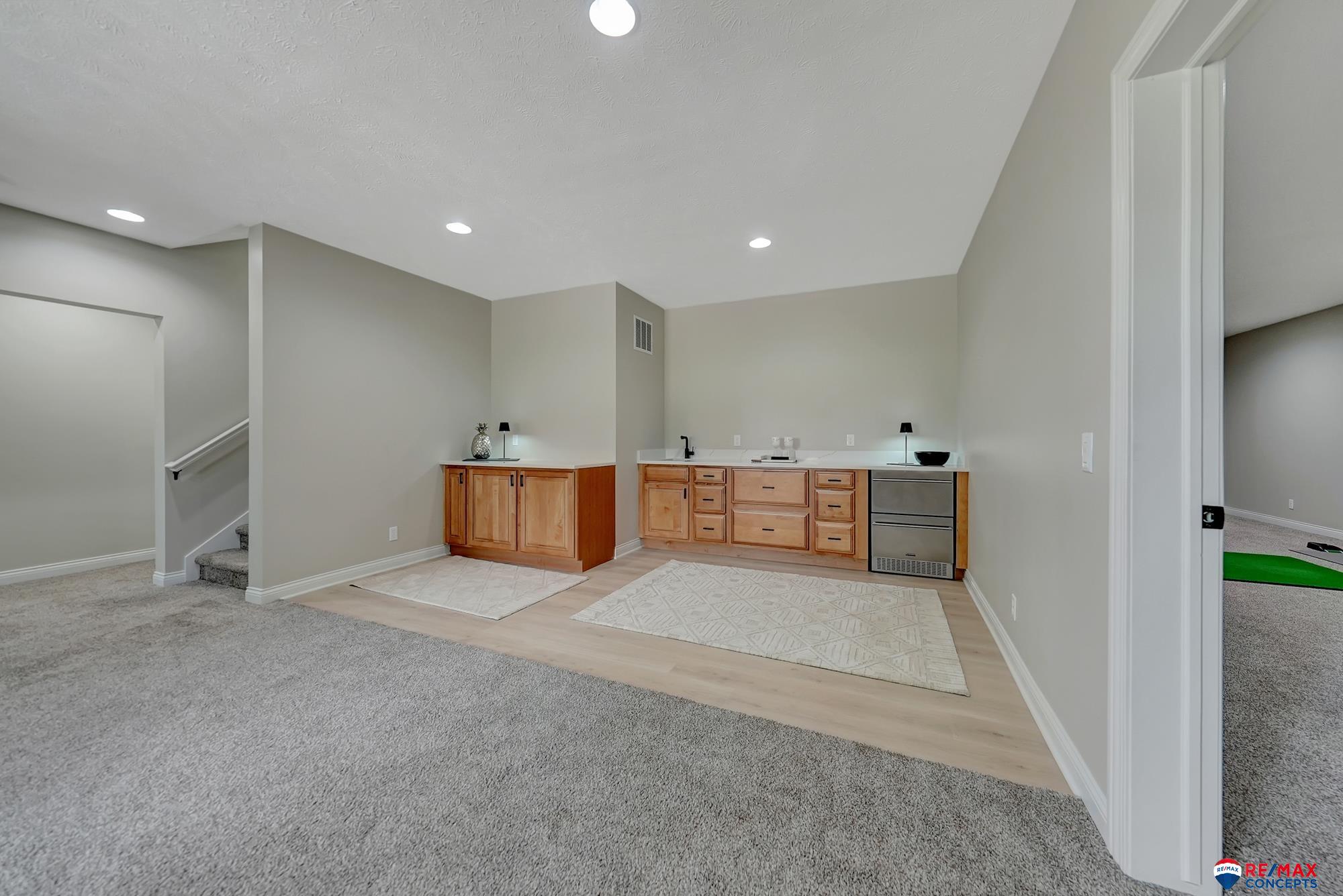 2404 Rokeby Road