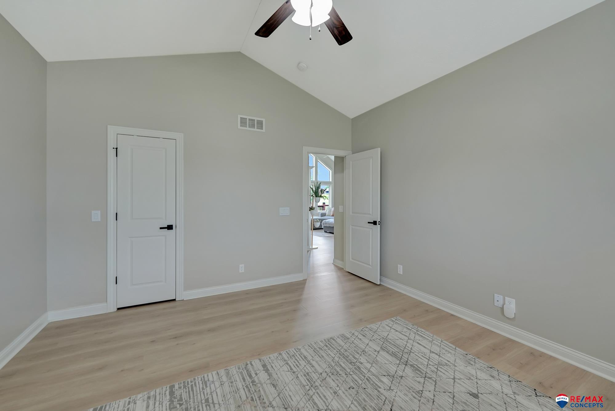 2404 Rokeby Road