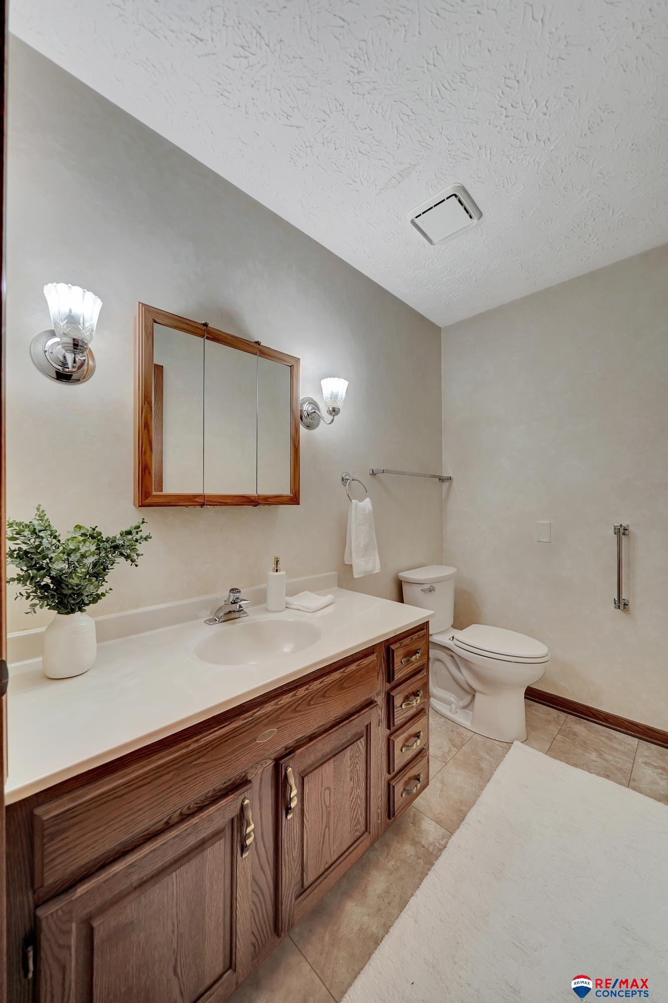 5515 Enterprise Drive