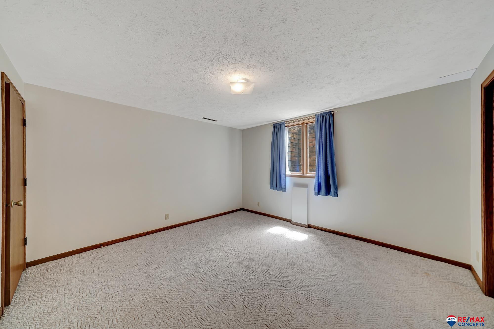 5515 Enterprise Drive