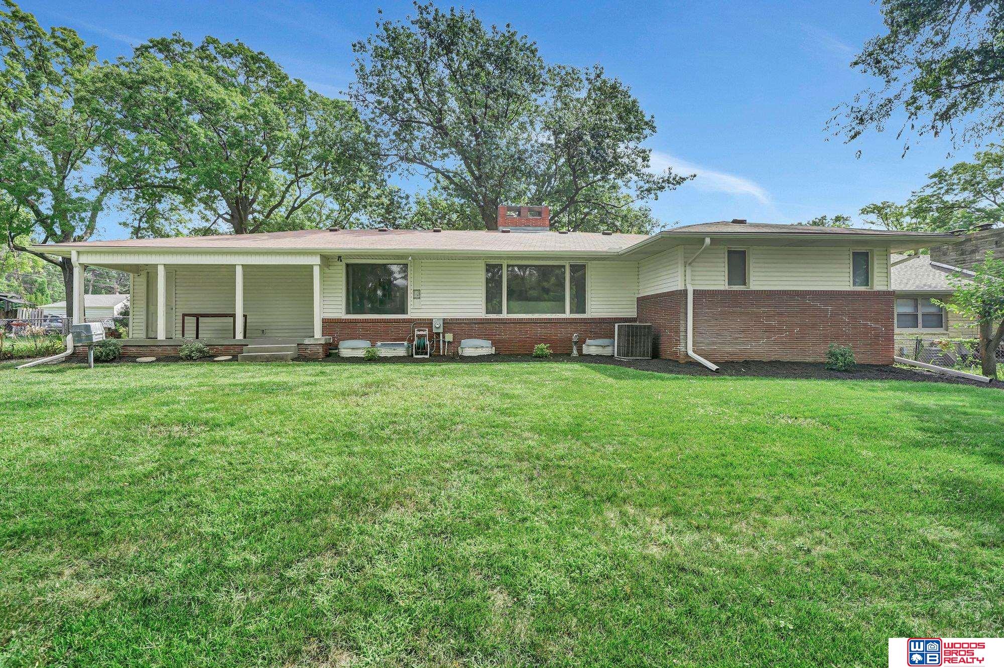 1425 Ridgeway Road