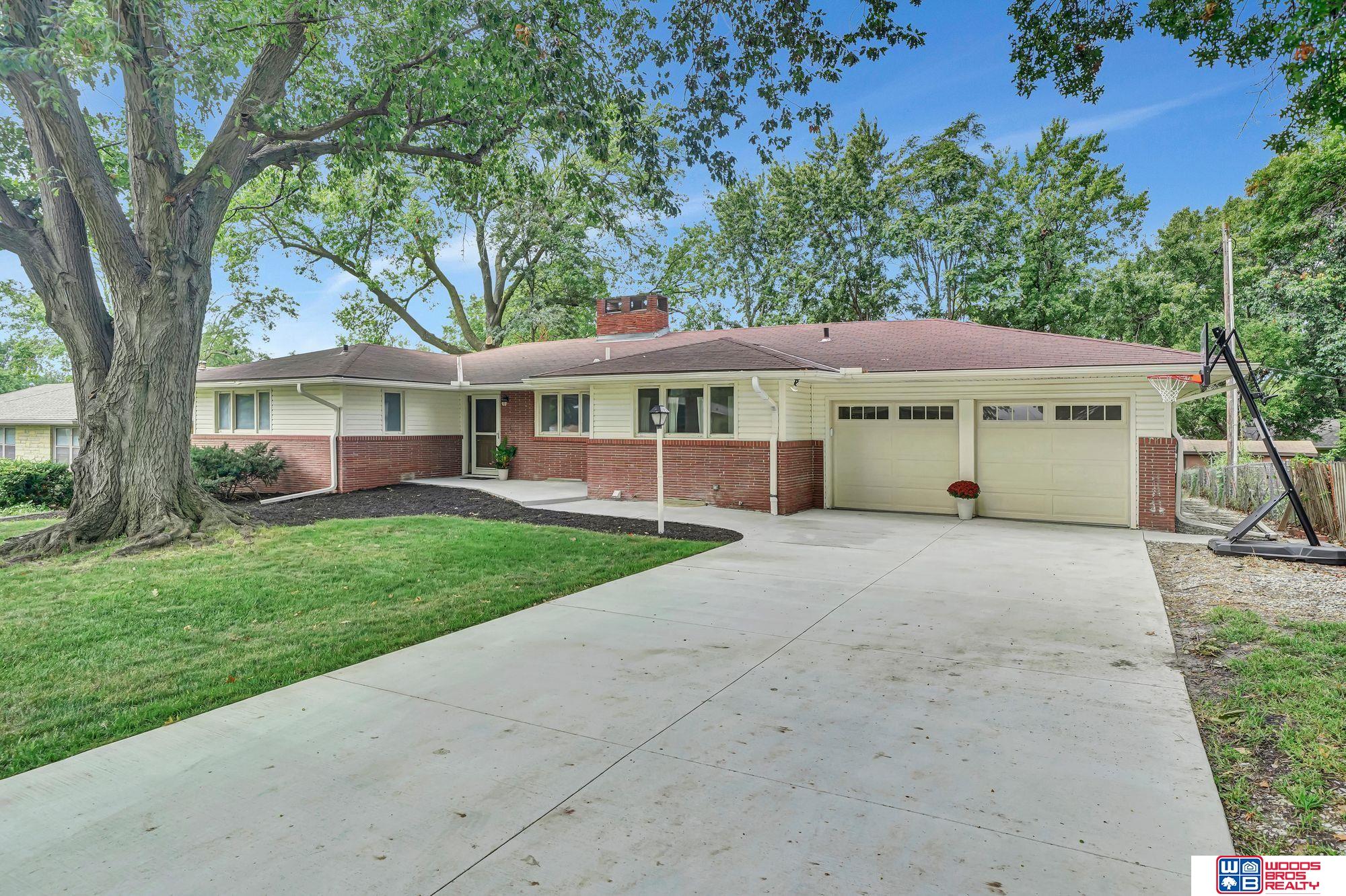 1425 Ridgeway Road