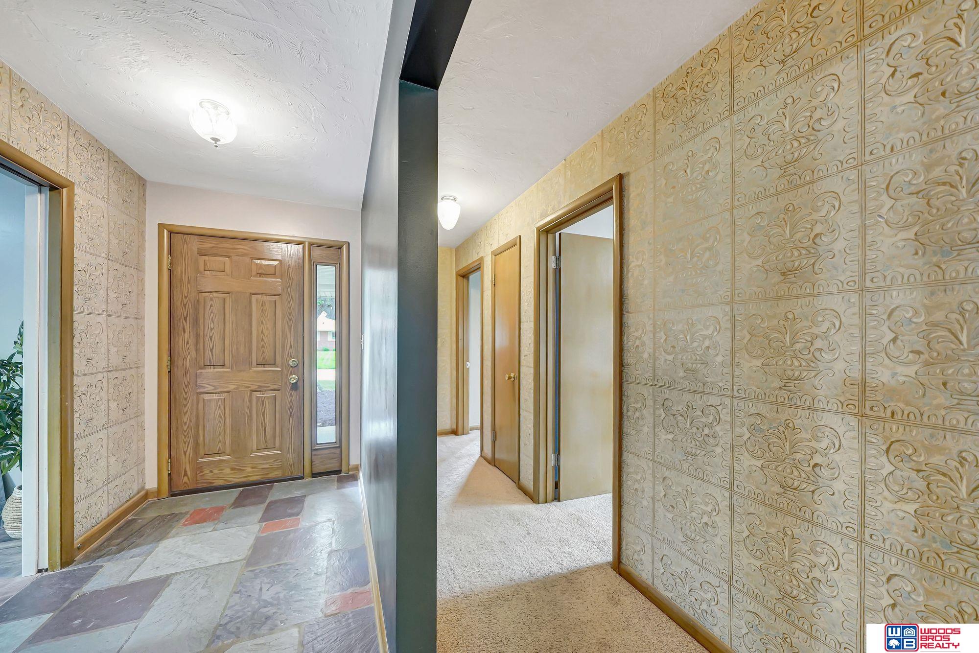 1425 Ridgeway Road