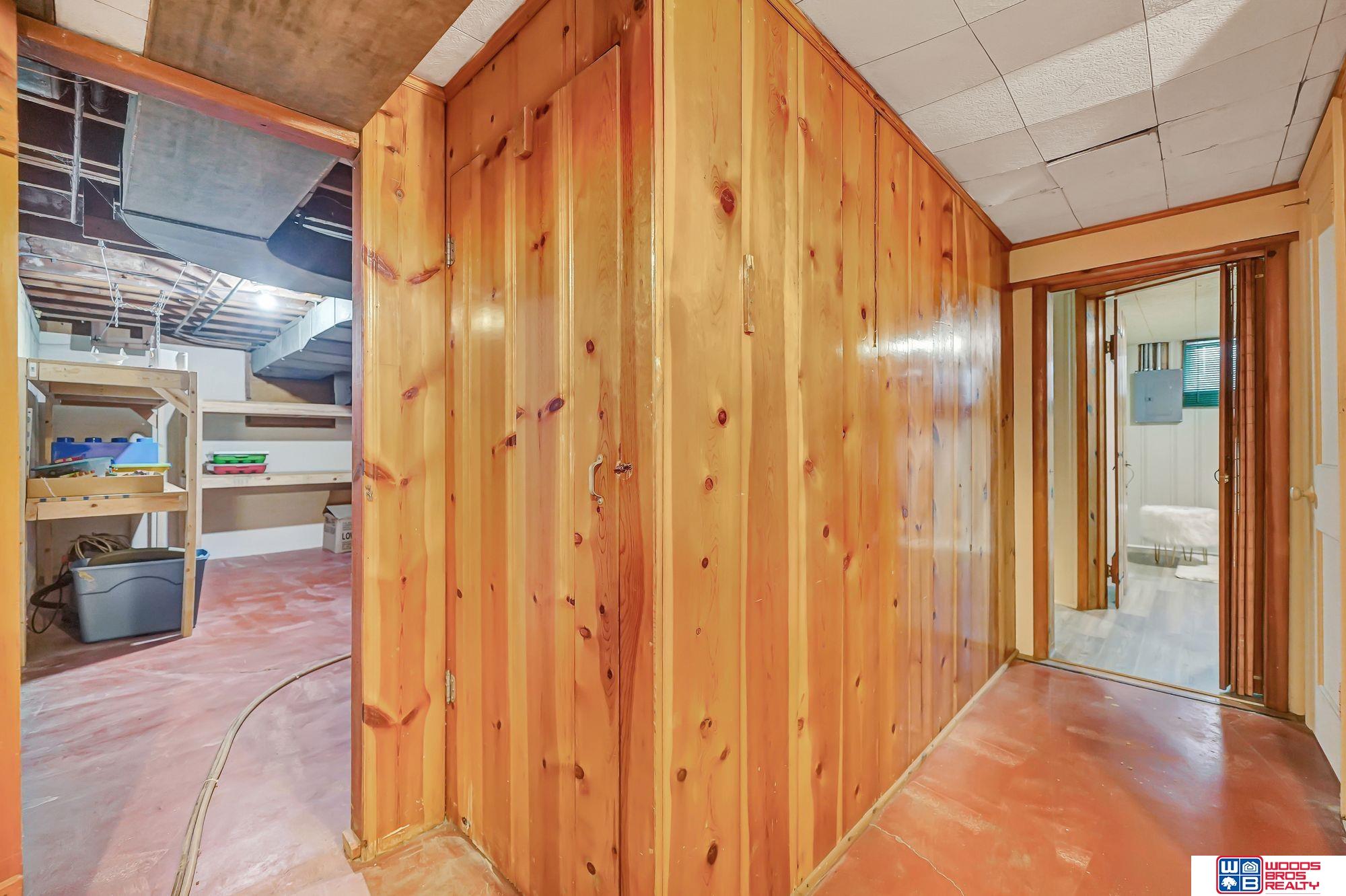 1425 Ridgeway Road