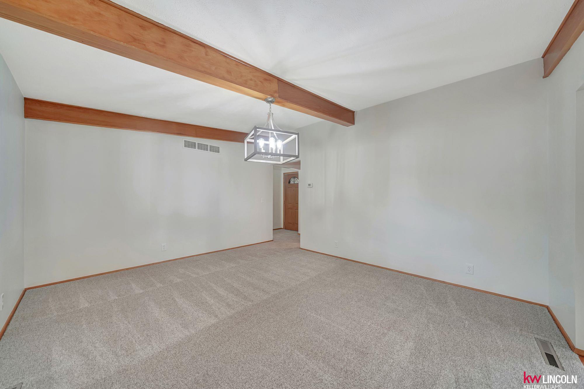 815 Northborough Lane, Lincoln