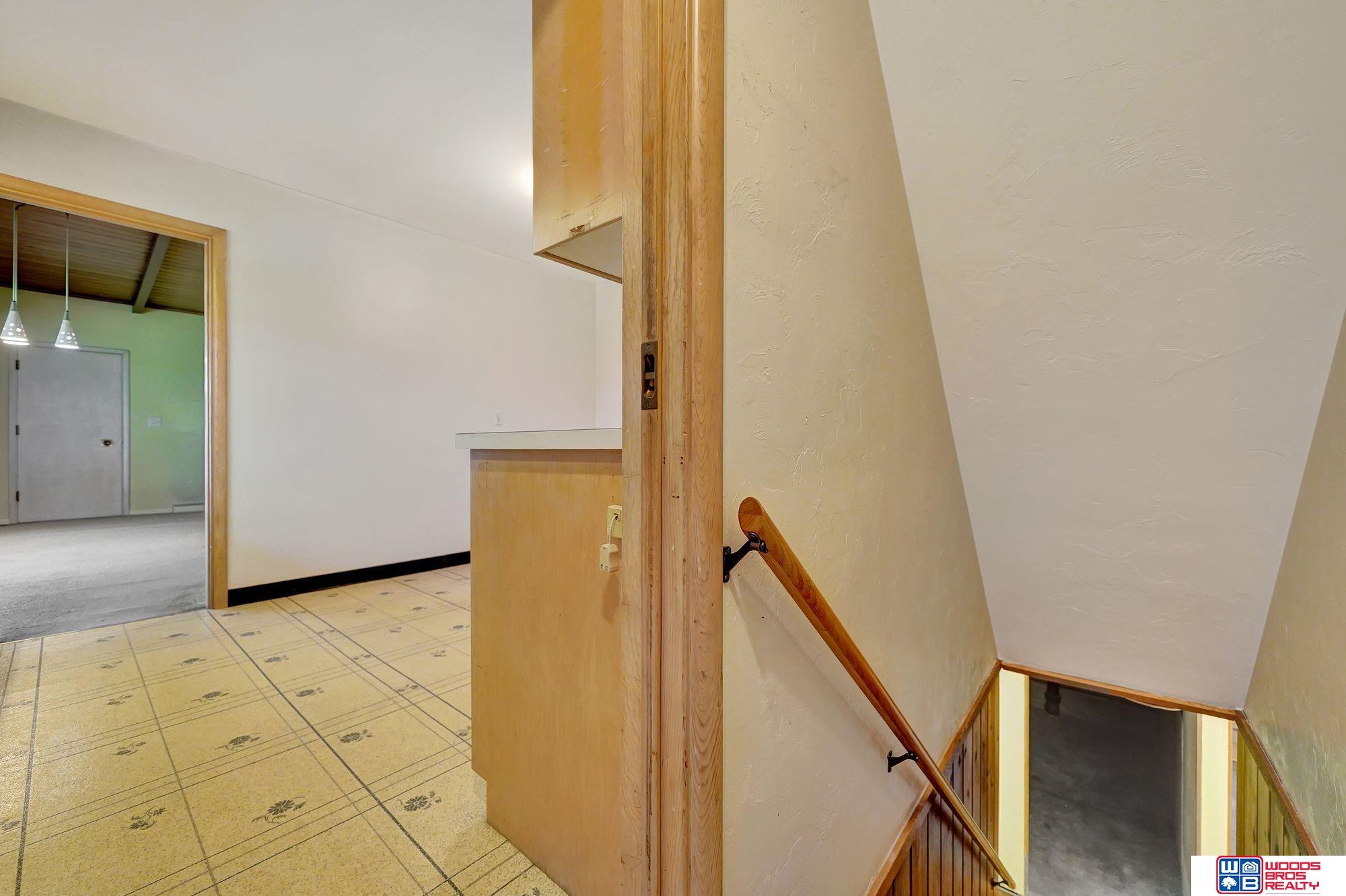 1601 Ridgeway Road, Lincoln