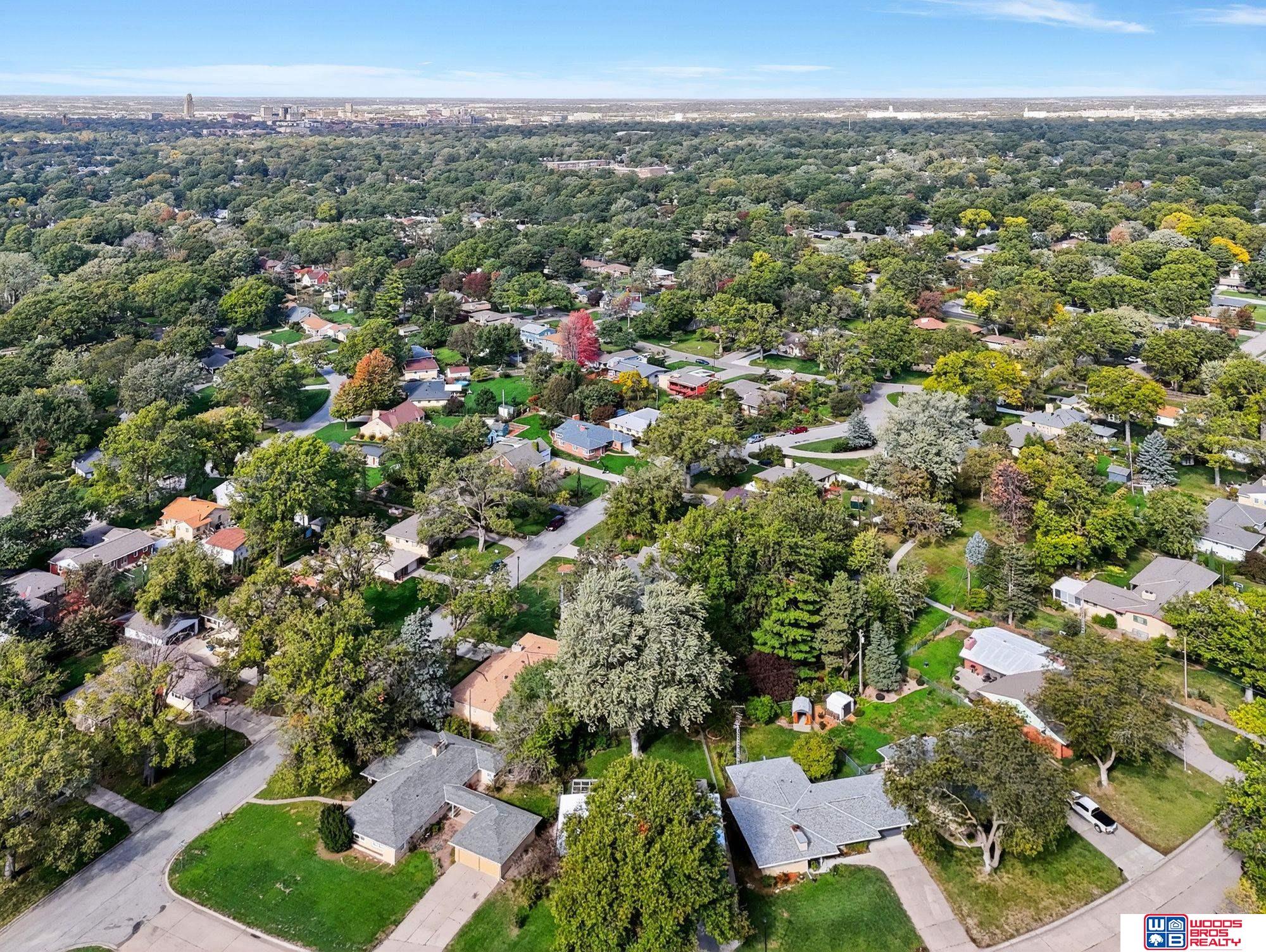 1601 Ridgeway Road, Lincoln