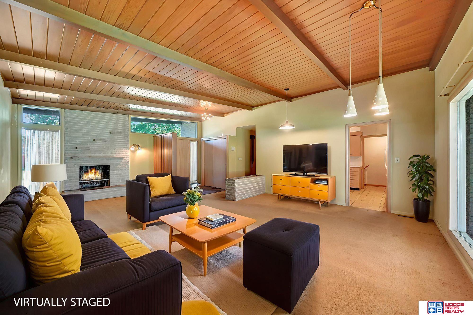 1601 Ridgeway Road, Lincoln