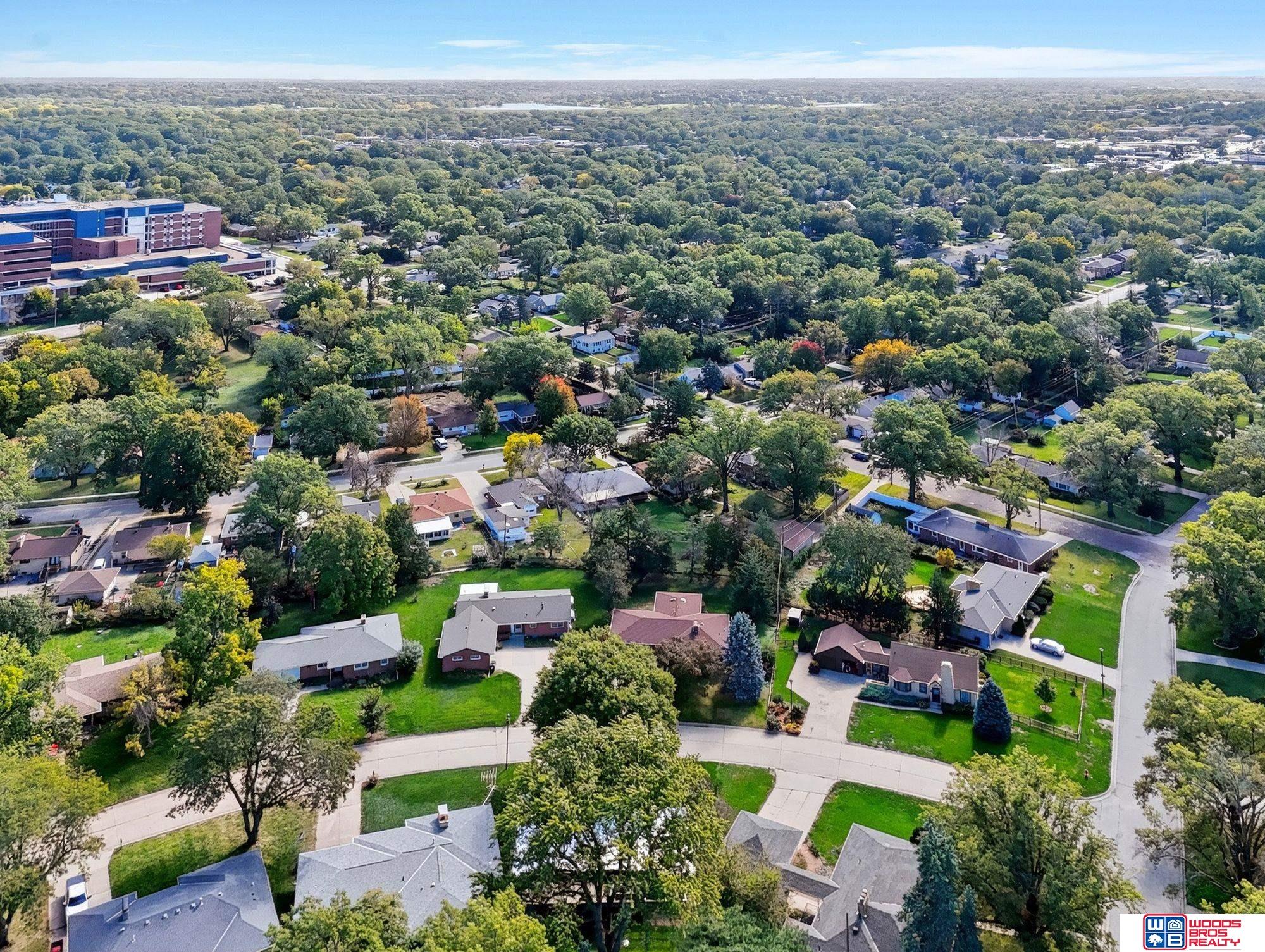 1601 Ridgeway Road, Lincoln