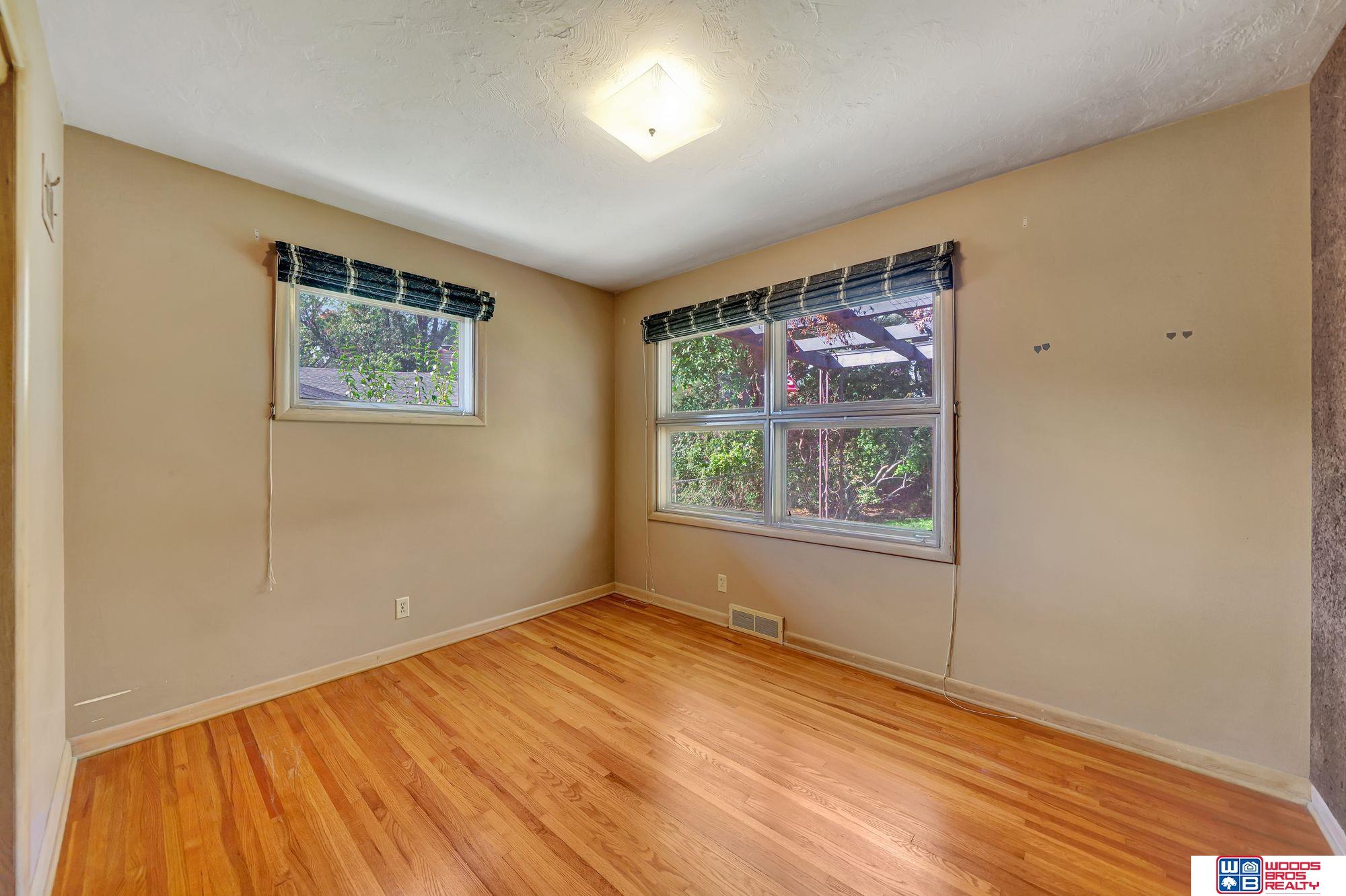 1601 Ridgeway Road, Lincoln