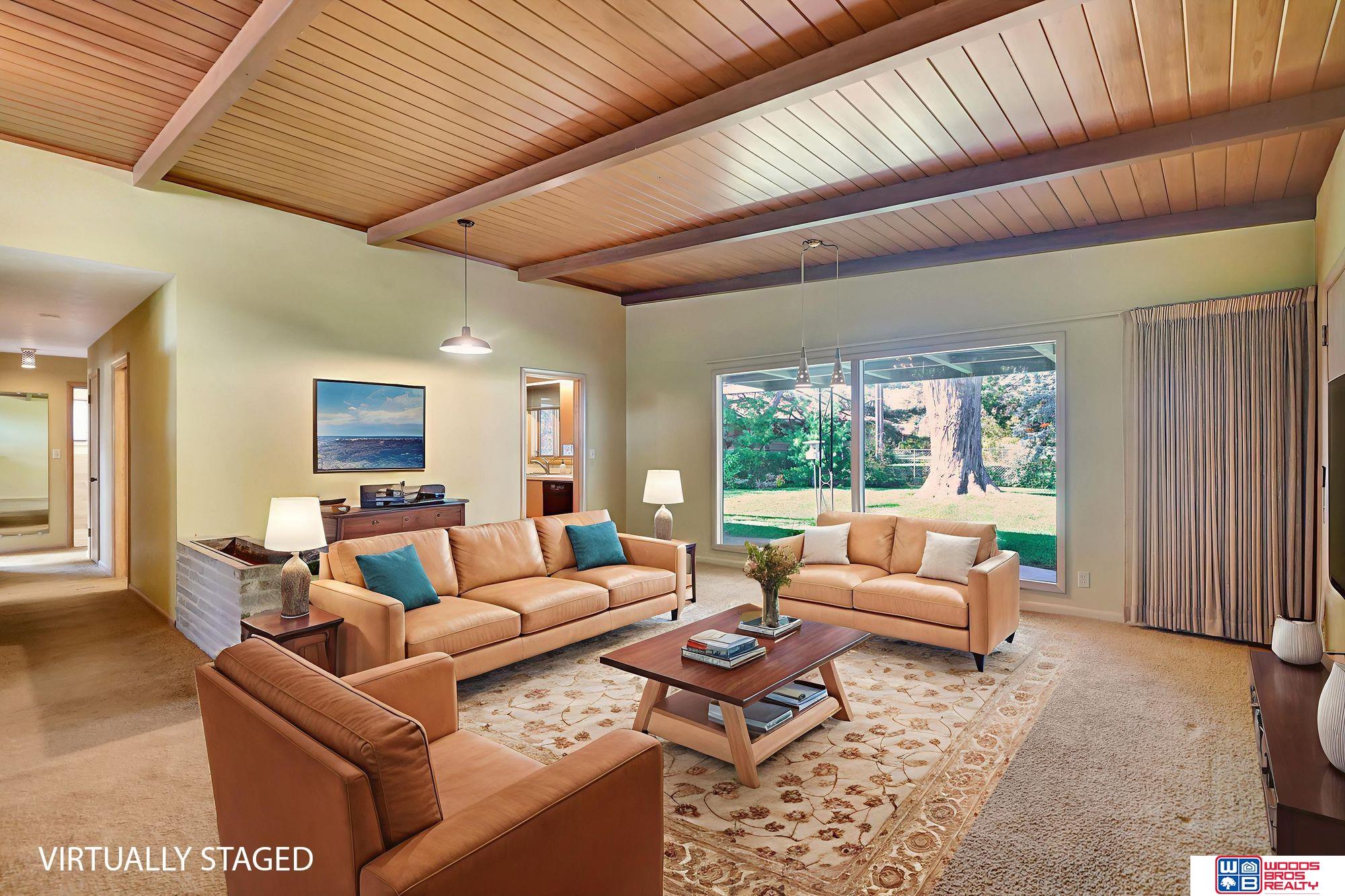 1601 Ridgeway Road, Lincoln