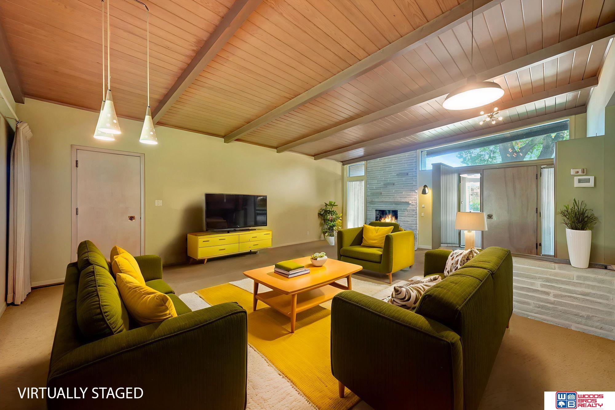 1601 Ridgeway Road, Lincoln