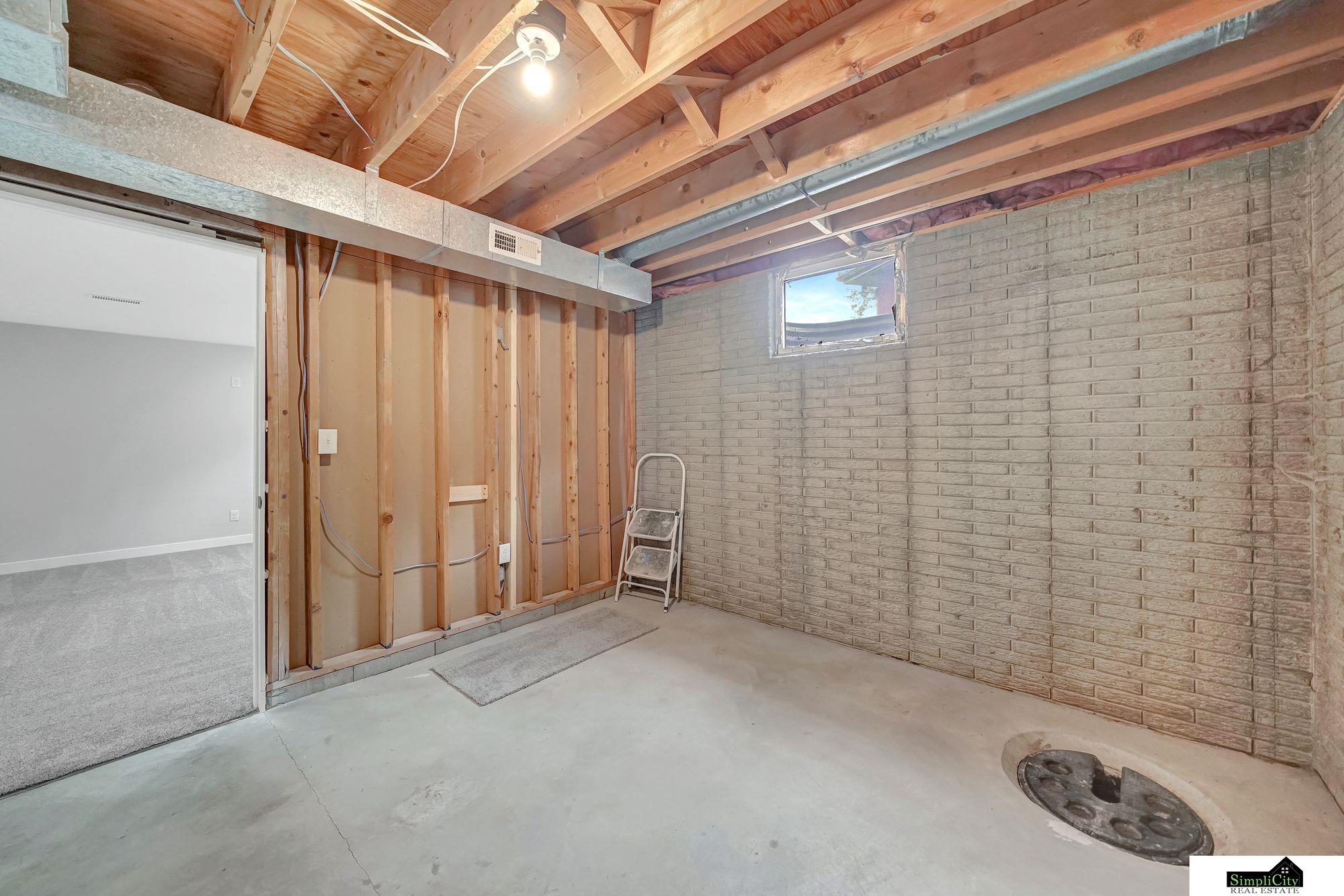 5448 Sugarberry Court