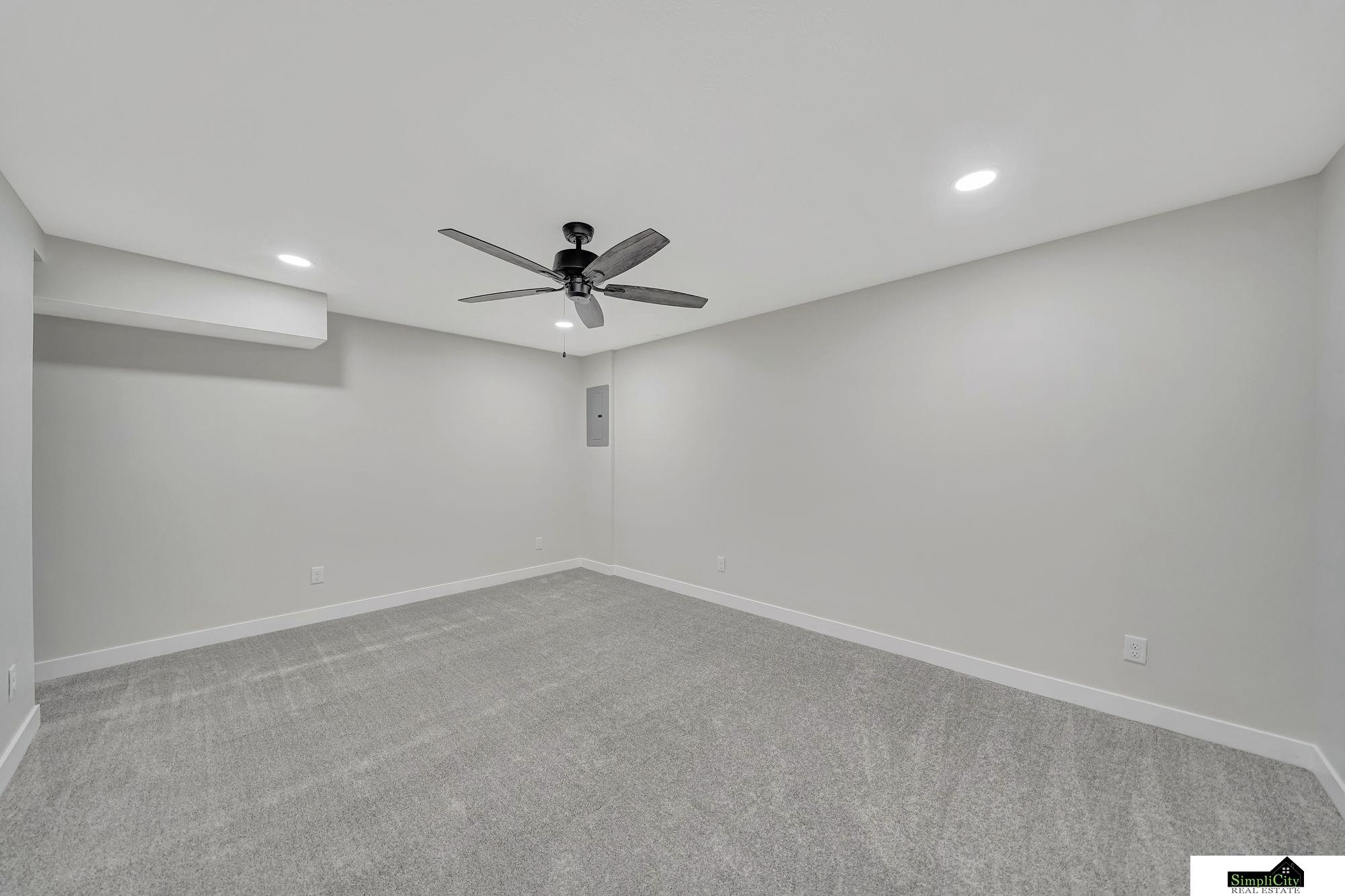 5448 Sugarberry Court