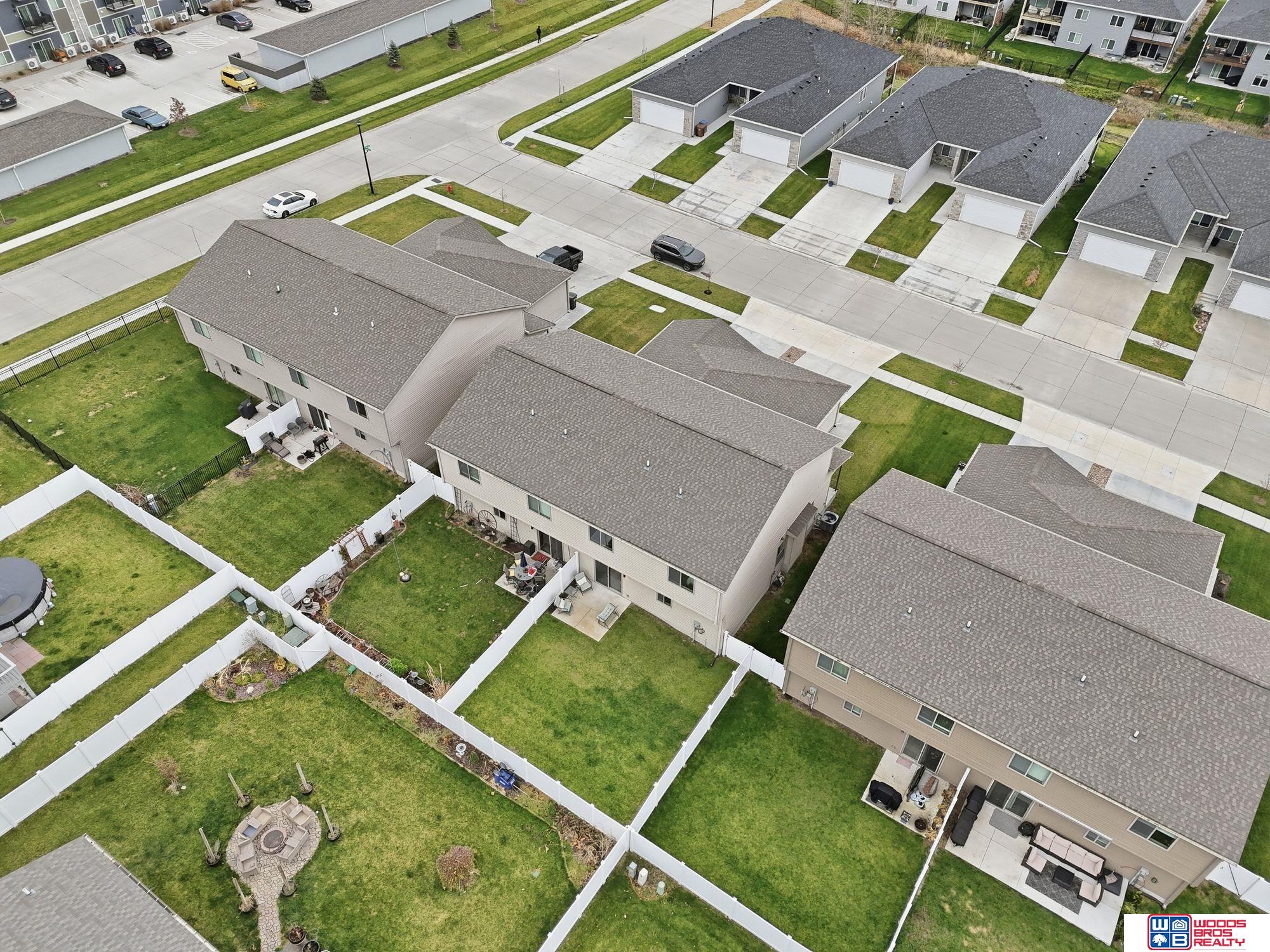 5018 W Hillsboro Drive