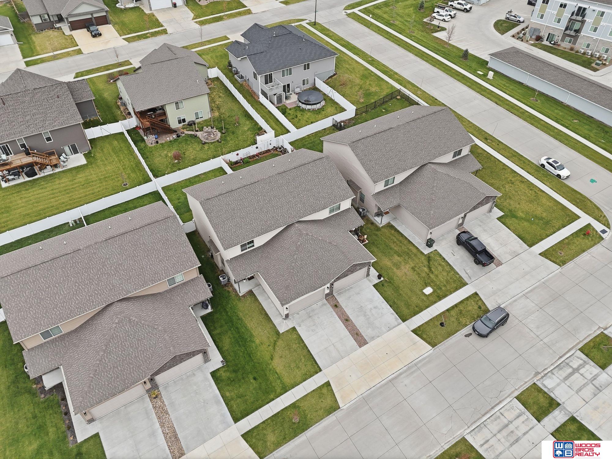 5018 W Hillsboro Drive