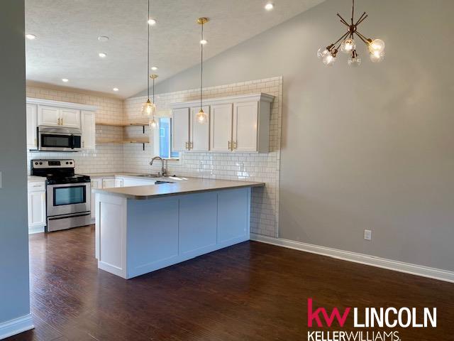 1501 W Silverado Drive