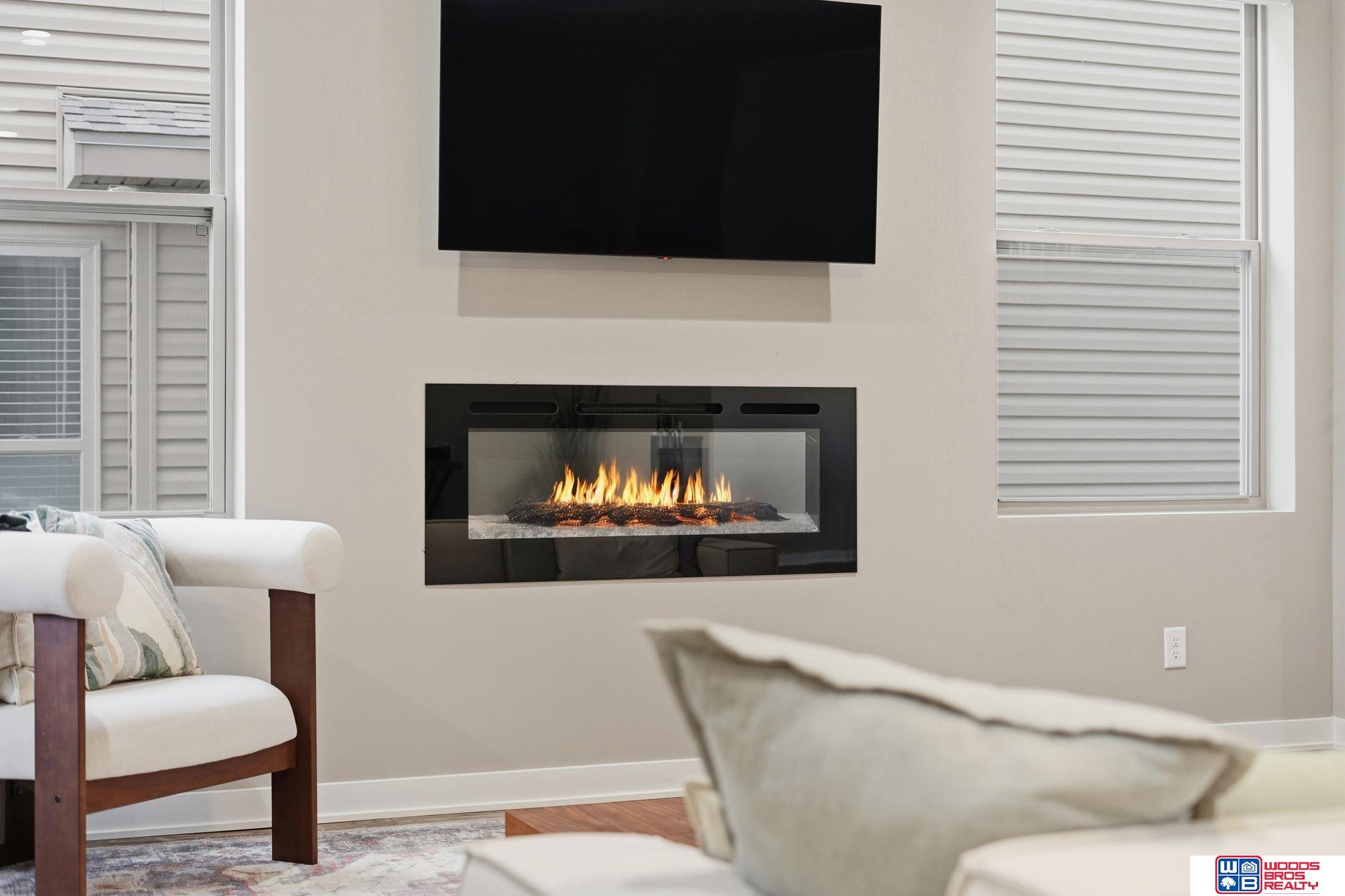 5018 W Hillsboro Drive