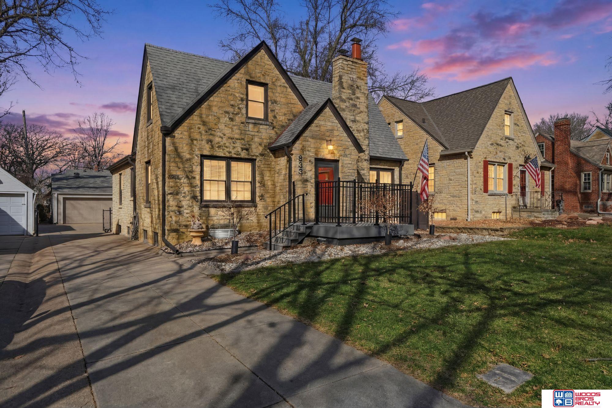 833 Elmwood Avenue