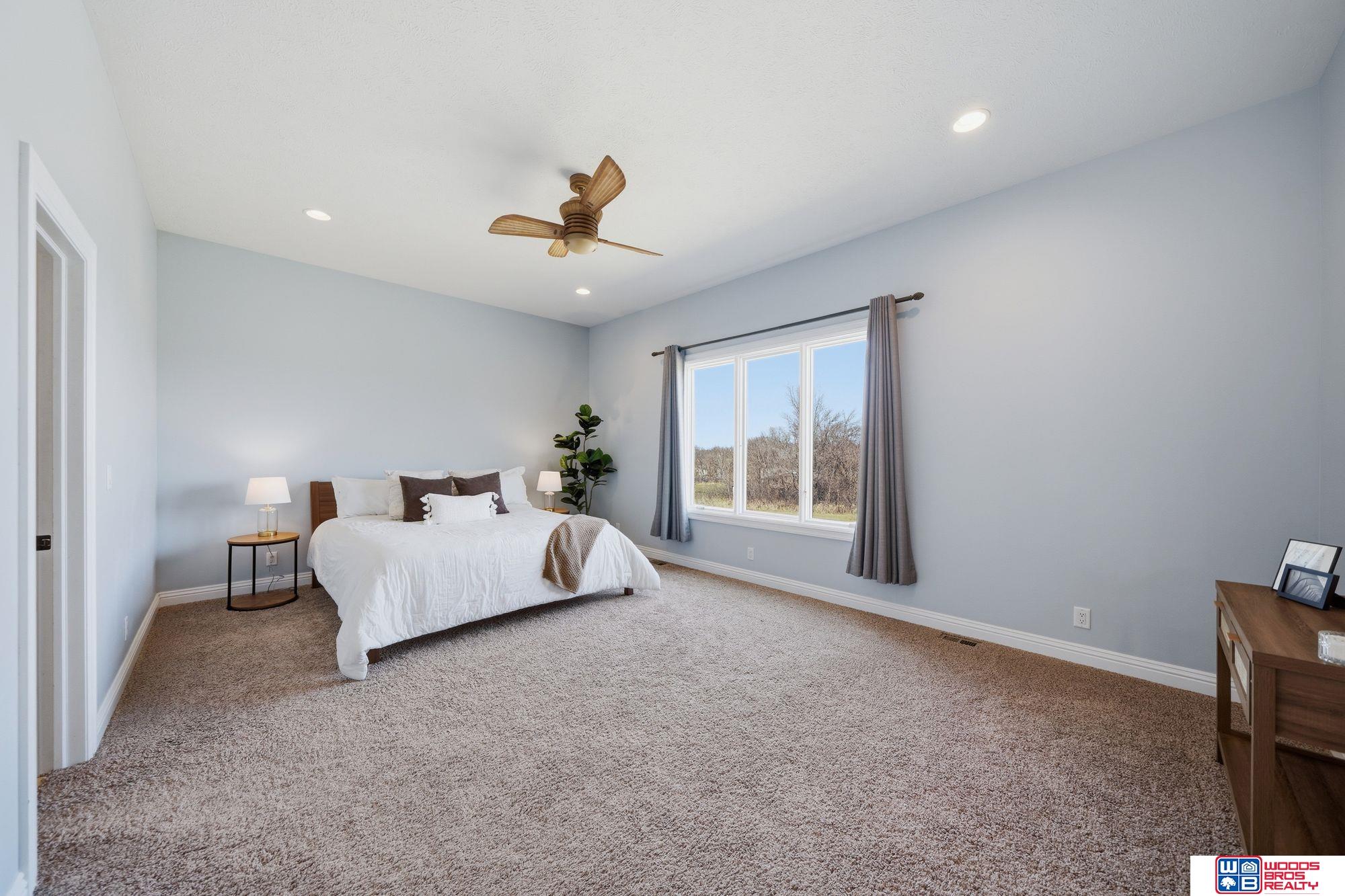 1530 Deer Trail