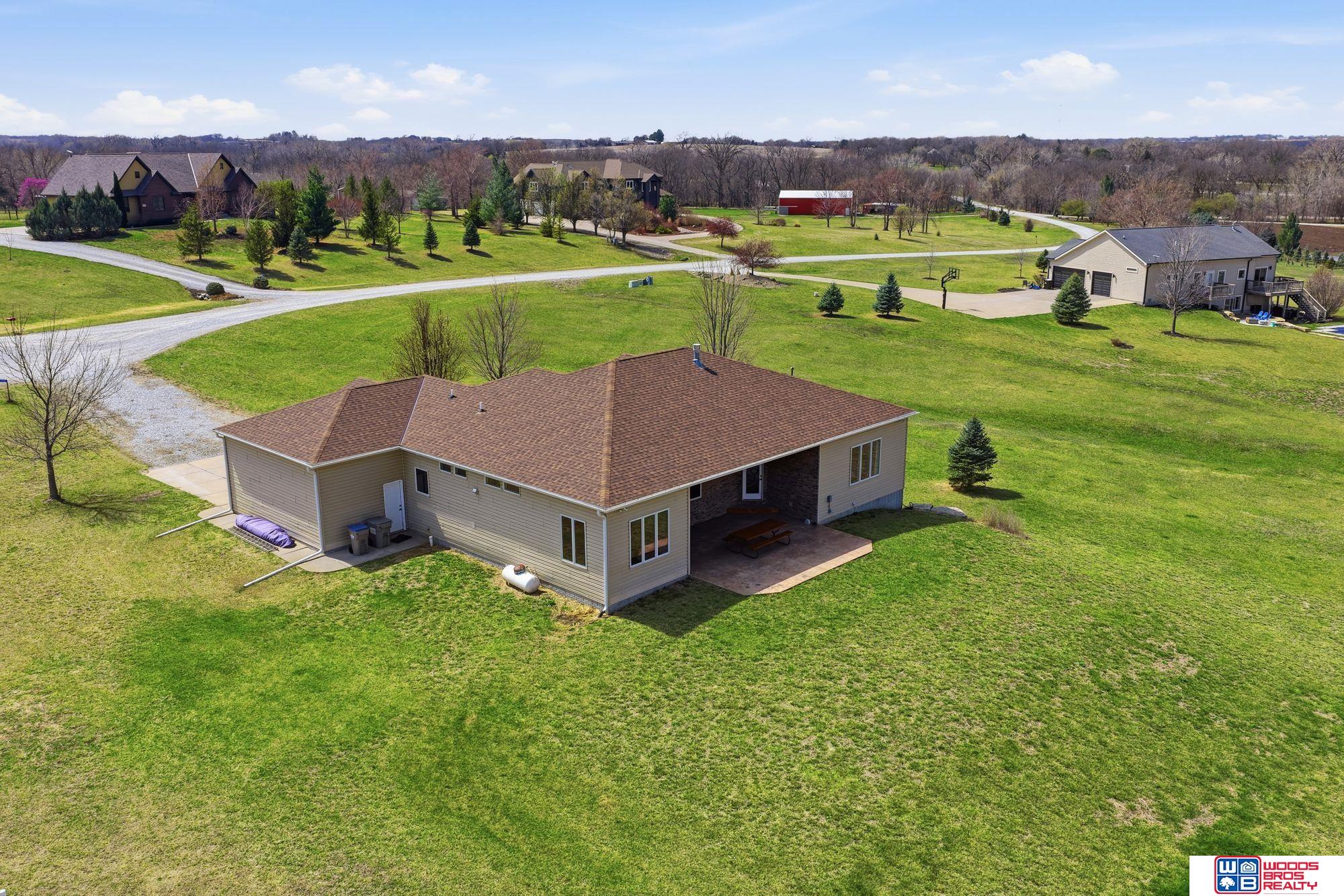 1530 Deer Trail