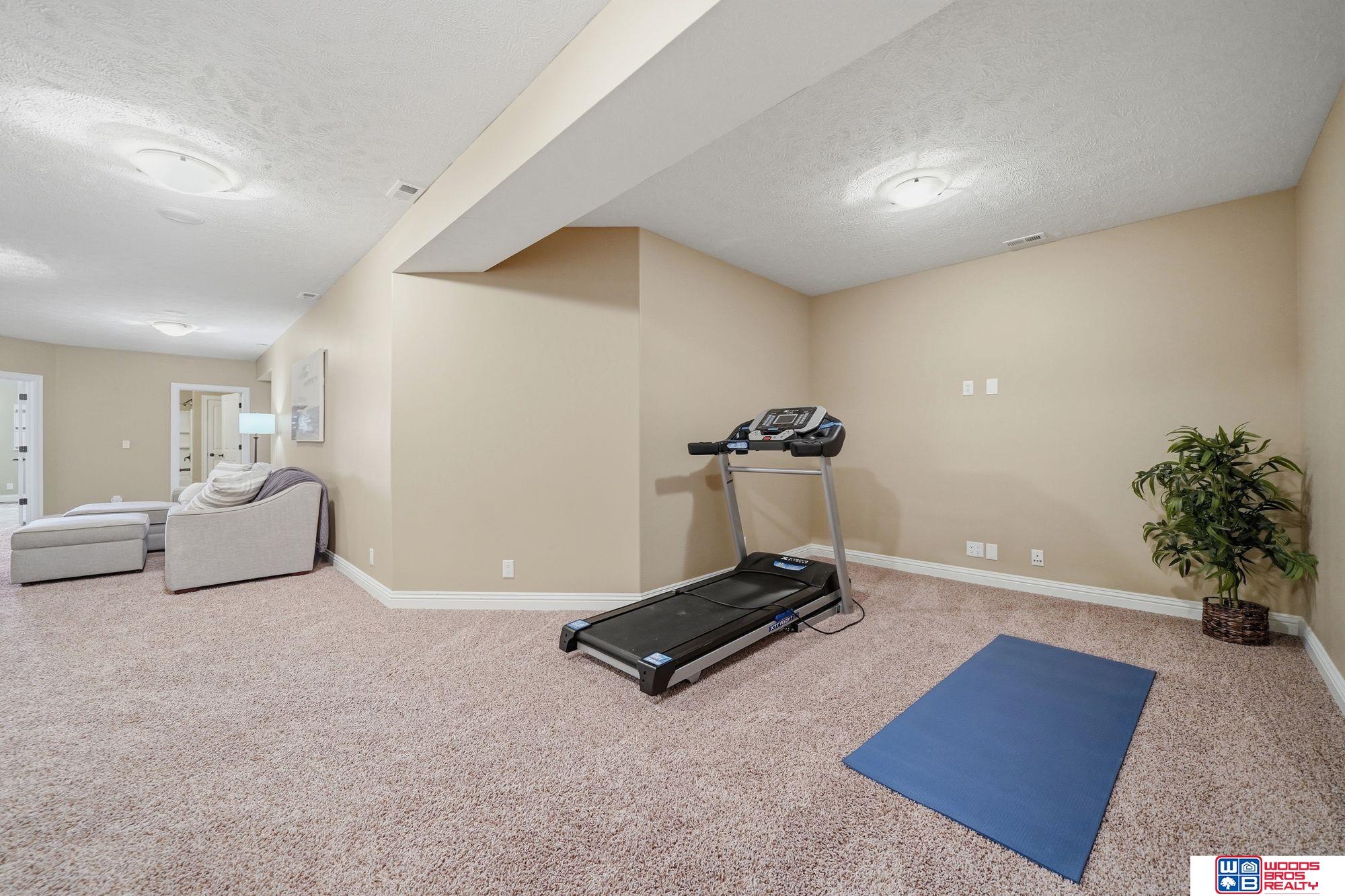 1530 Deer Trail