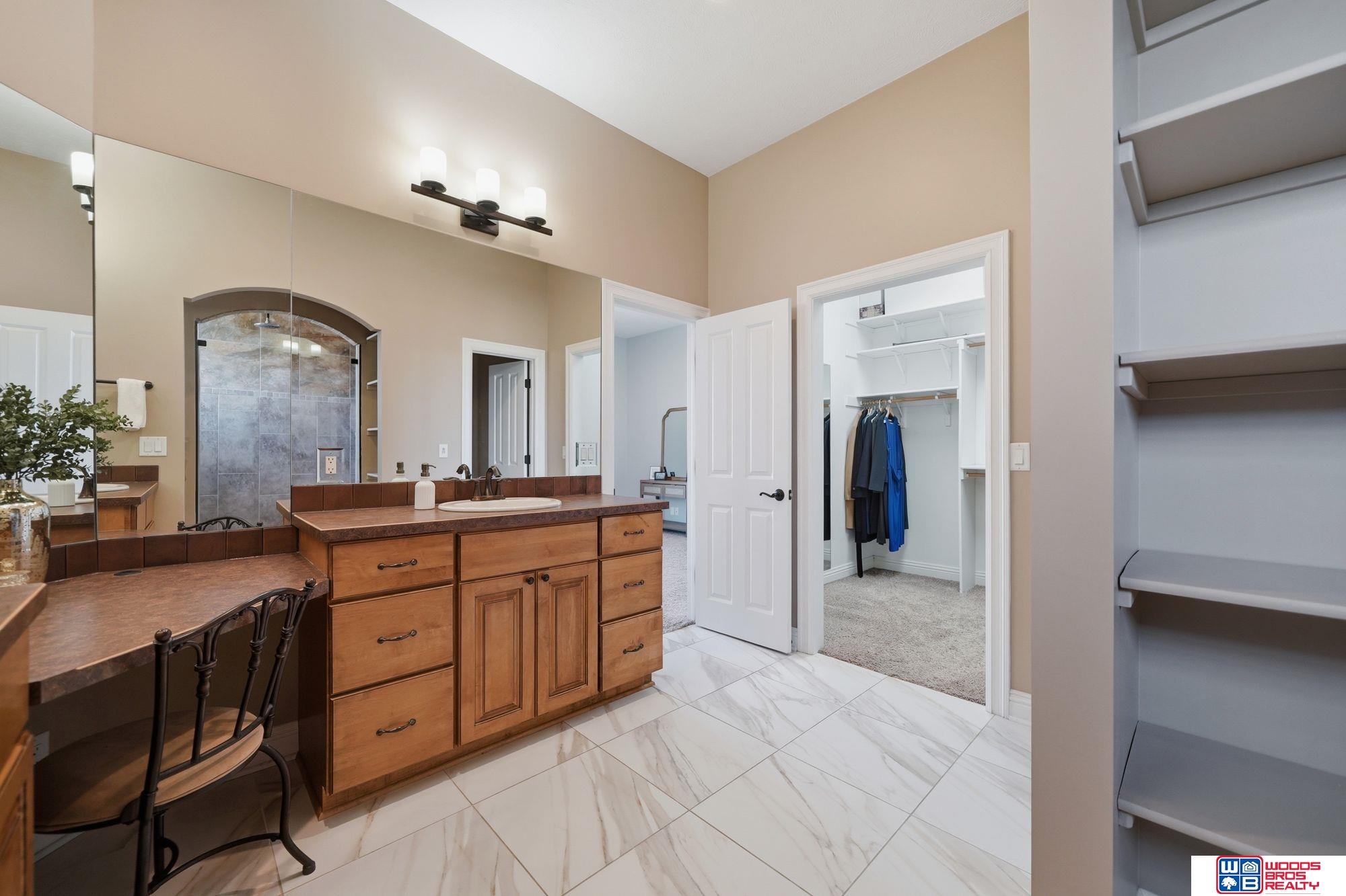 1530 Deer Trail