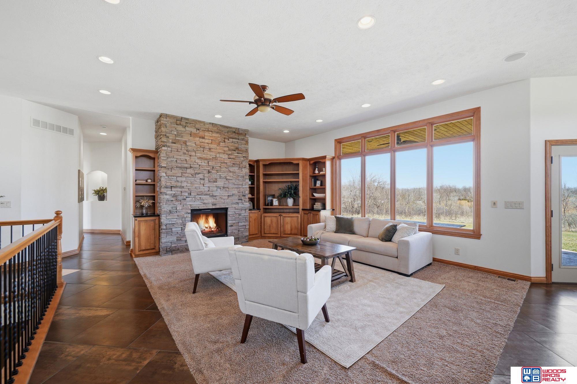 1530 Deer Trail