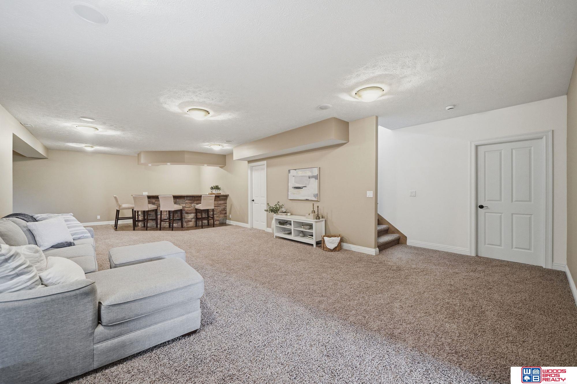 1530 Deer Trail