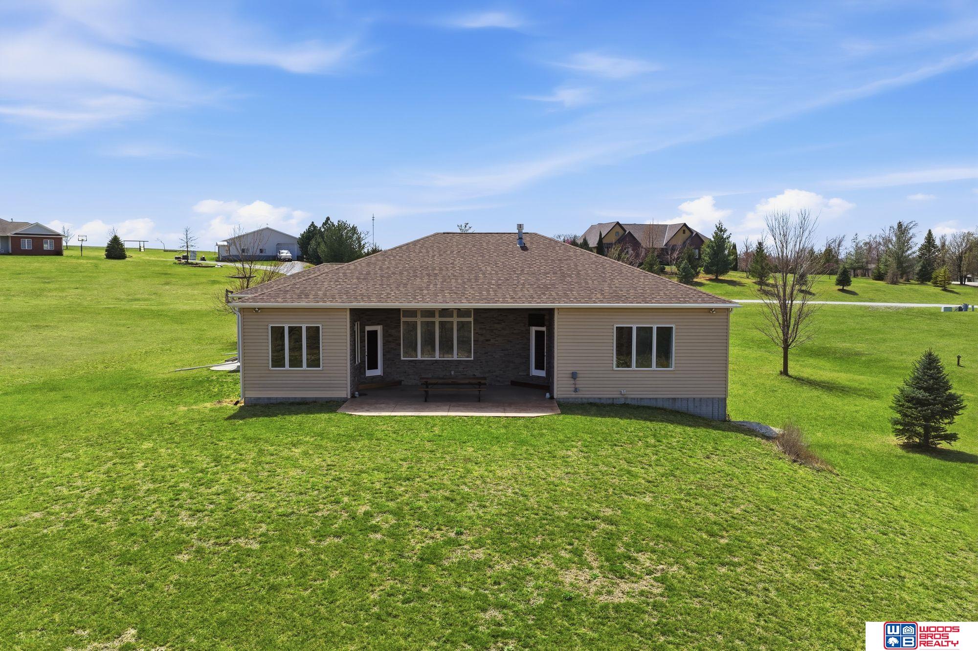 1530 Deer Trail