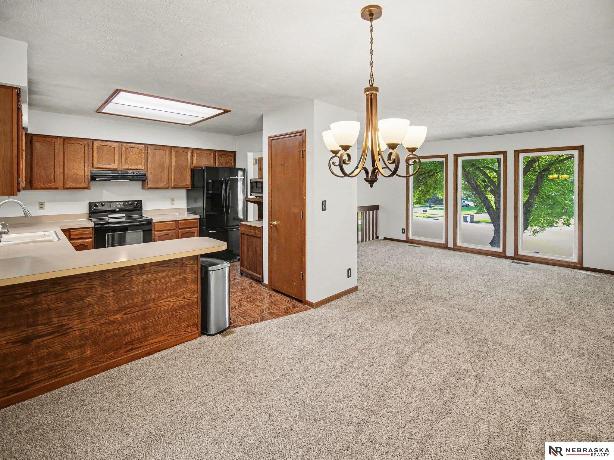5208 Ascot Circle