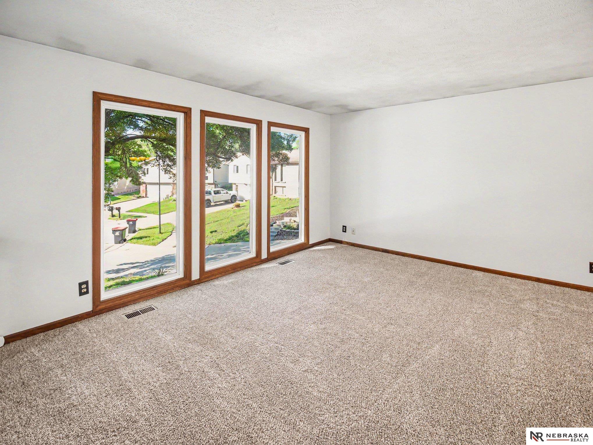 5208 Ascot Circle