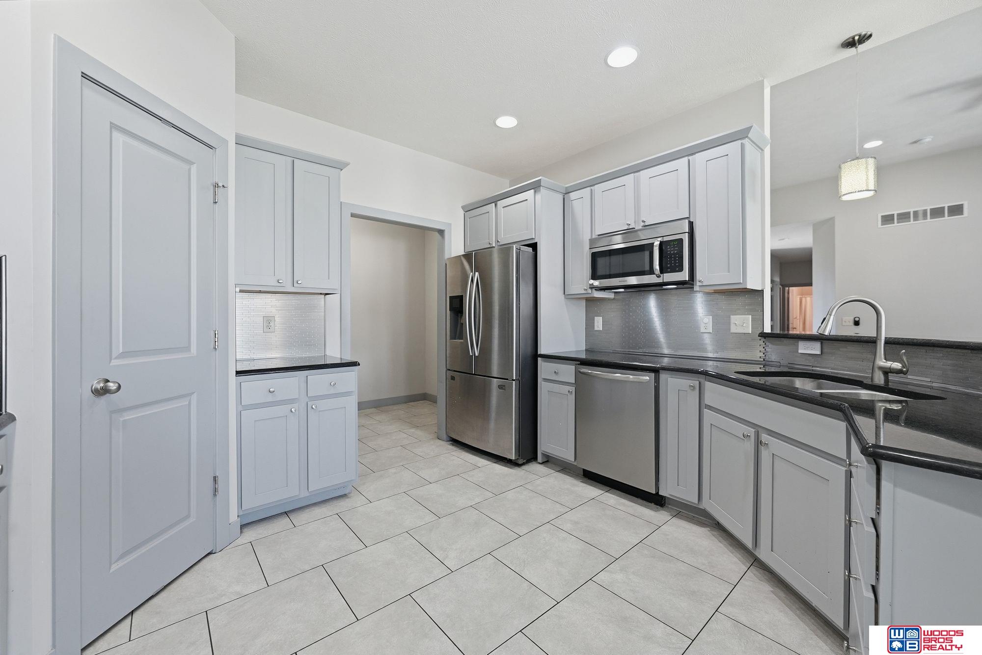 1121 N 97th Street